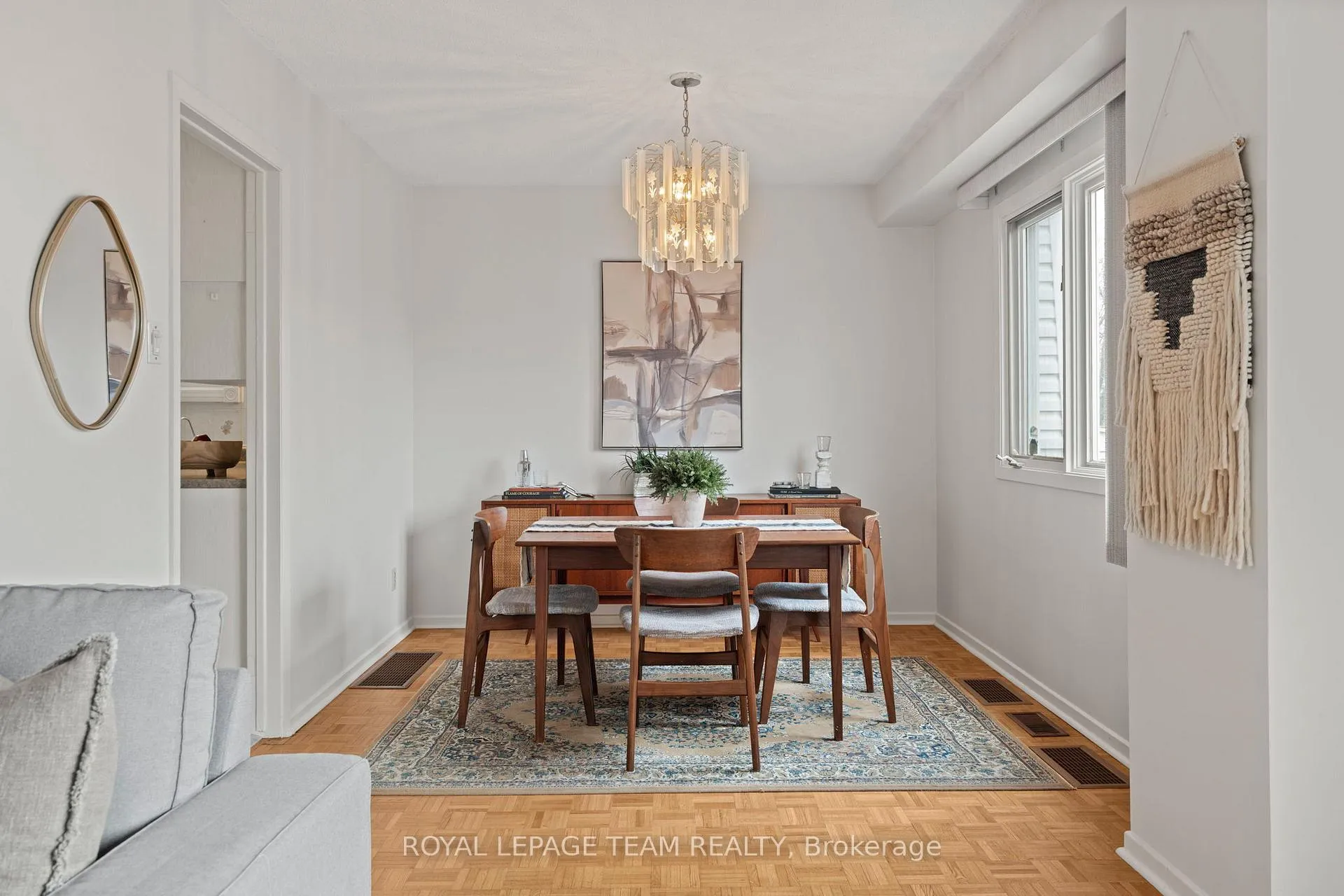 Photo 12 of 21 Oberon Street, Ottawa, Westcliffe Estates — HOMEH