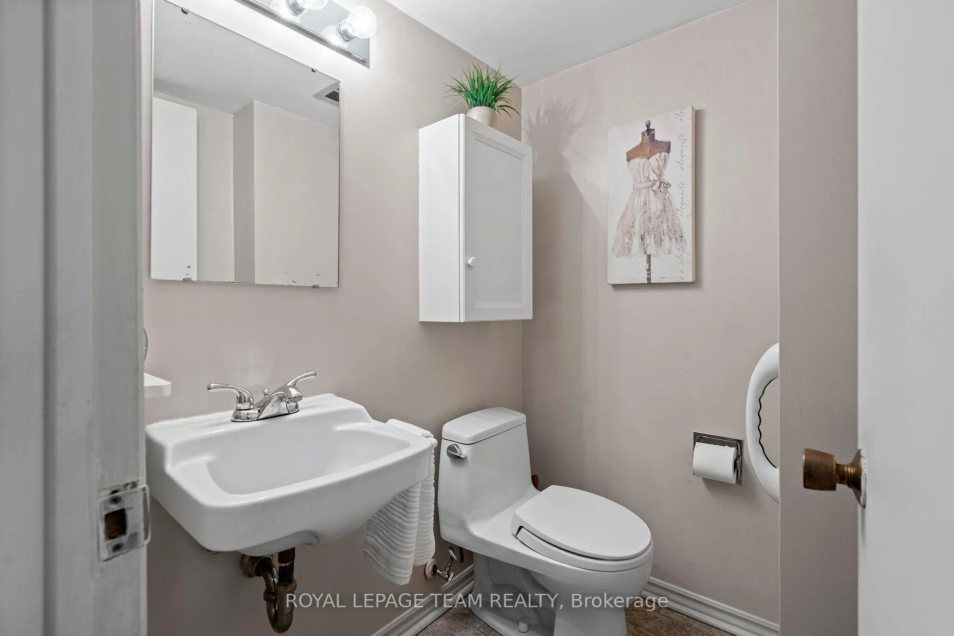 Photo 17 of 21 Oberon Street, Ottawa, Westcliffe Estates — HOMEH
