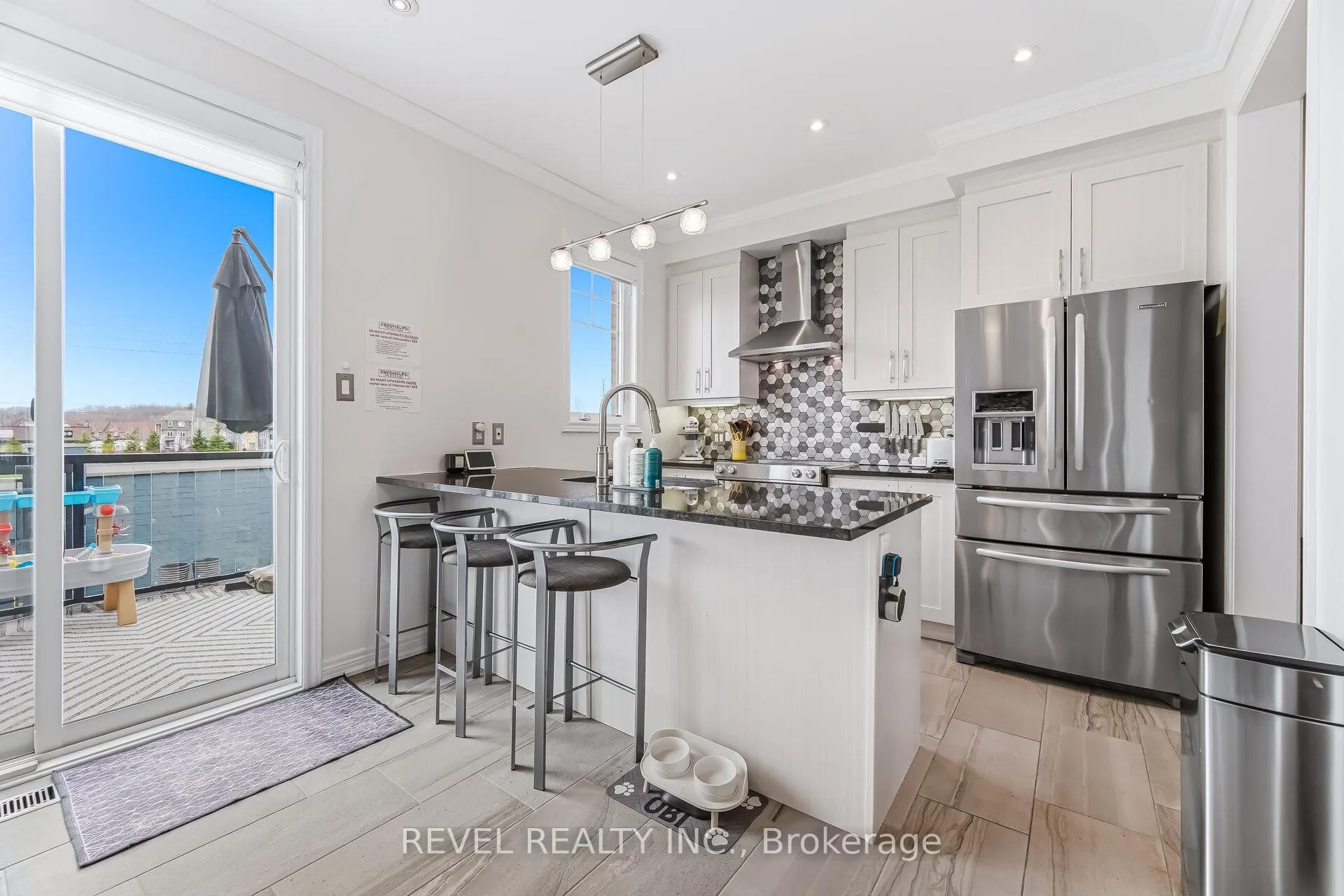 Photo 9 of 248 Sky Harbour Drive, Brampton, Bram West — HOMEH