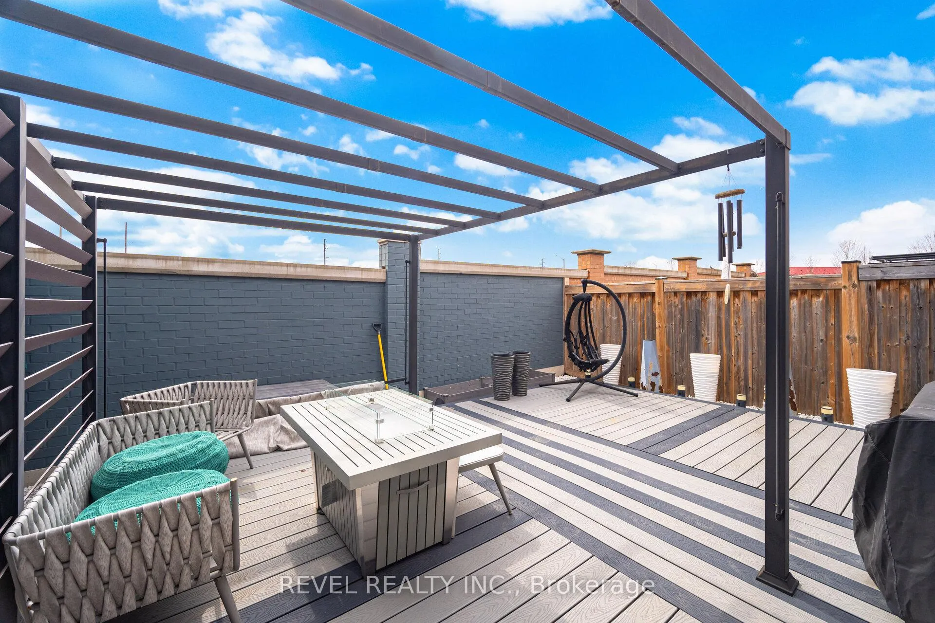 Photo 12 of 248 Sky Harbour Drive, Brampton, Bram West — HOMEH