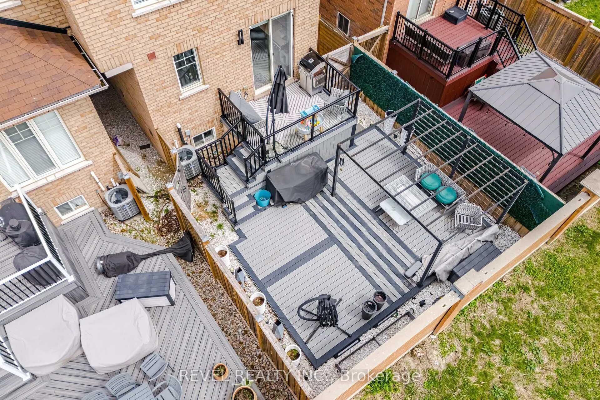 Photo 15 of 248 Sky Harbour Drive, Brampton, Bram West — HOMEH
