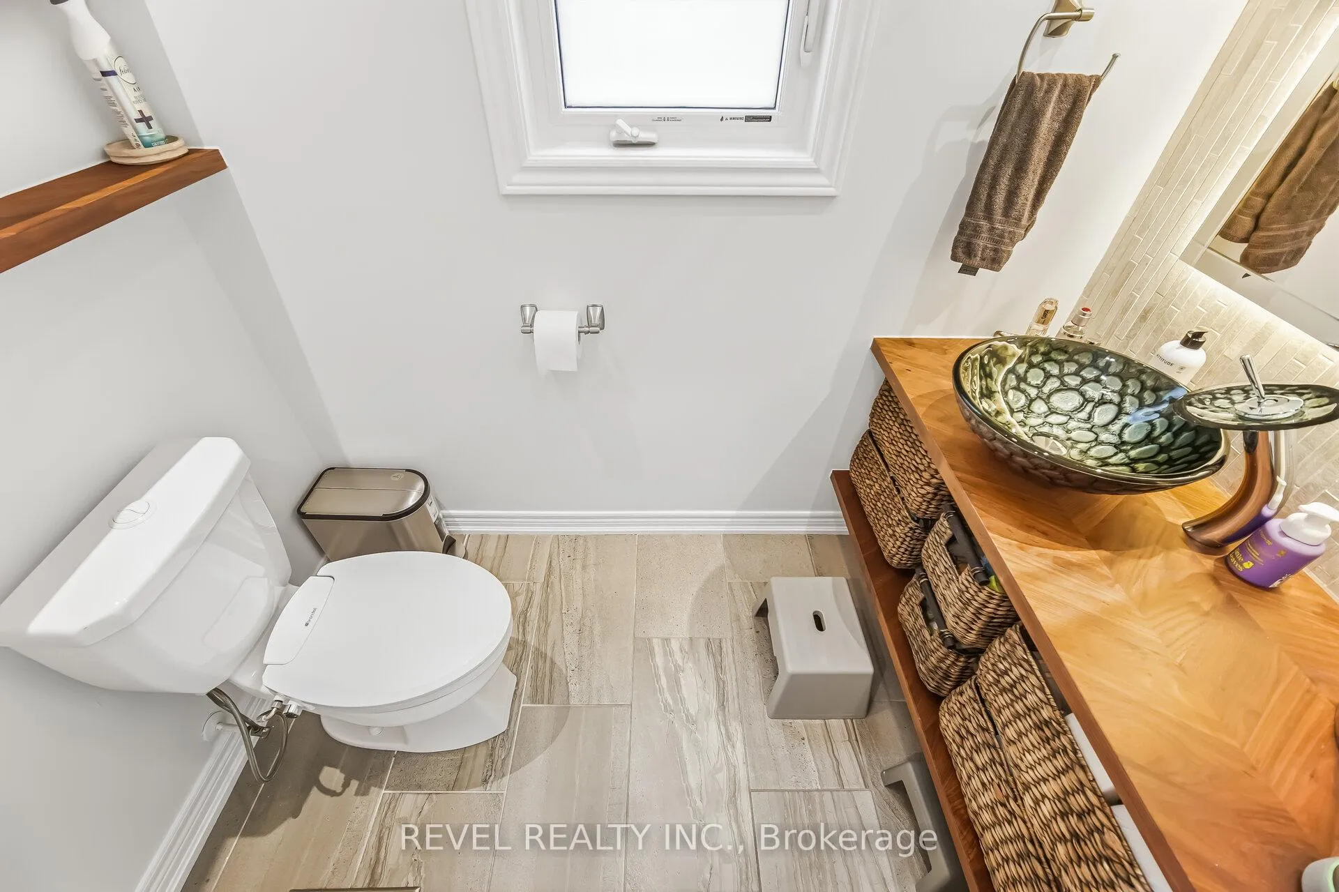 Photo 17 of 248 Sky Harbour Drive, Brampton, Bram West — HOMEH