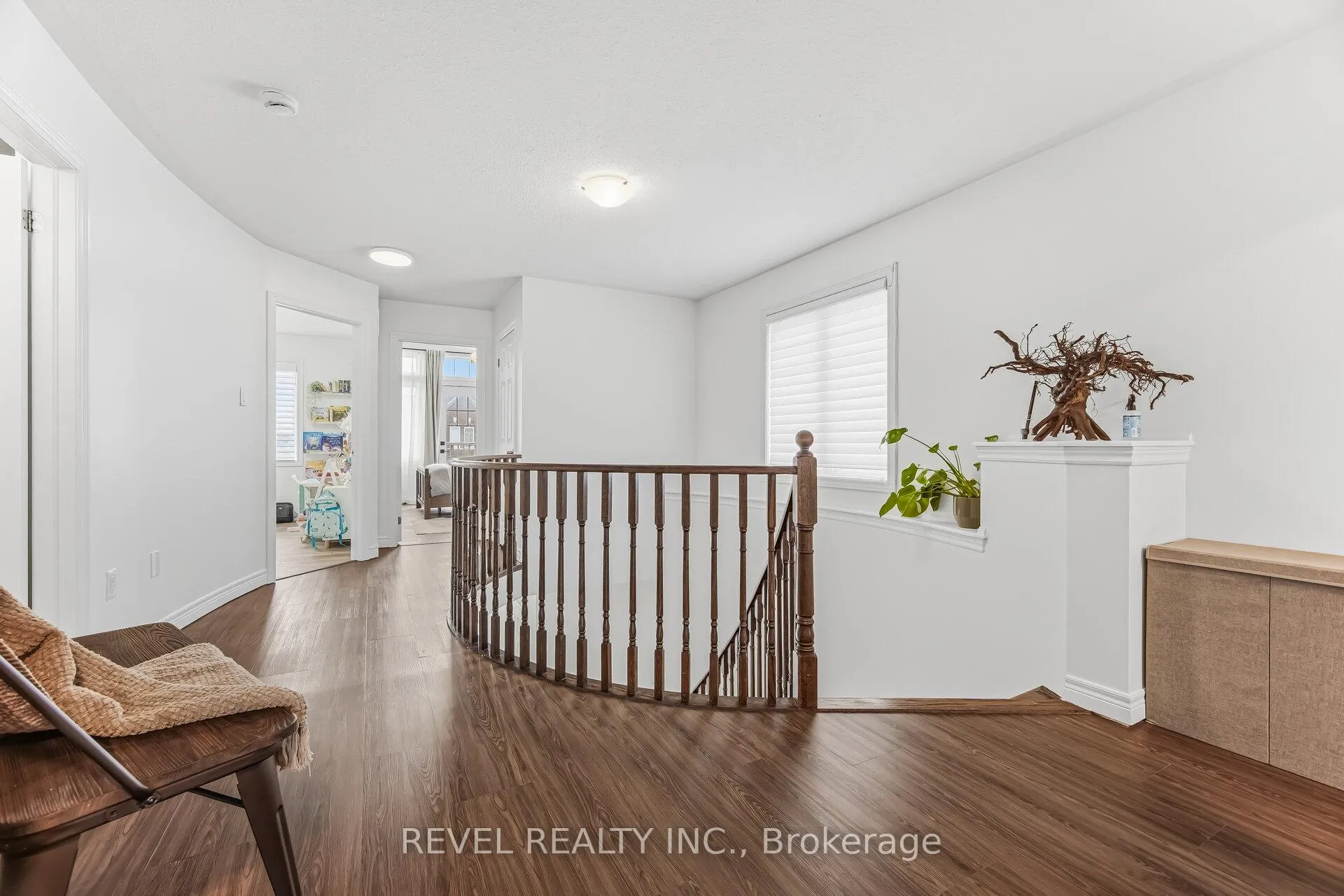 Photo 19 of 248 Sky Harbour Drive, Brampton, Bram West — HOMEH