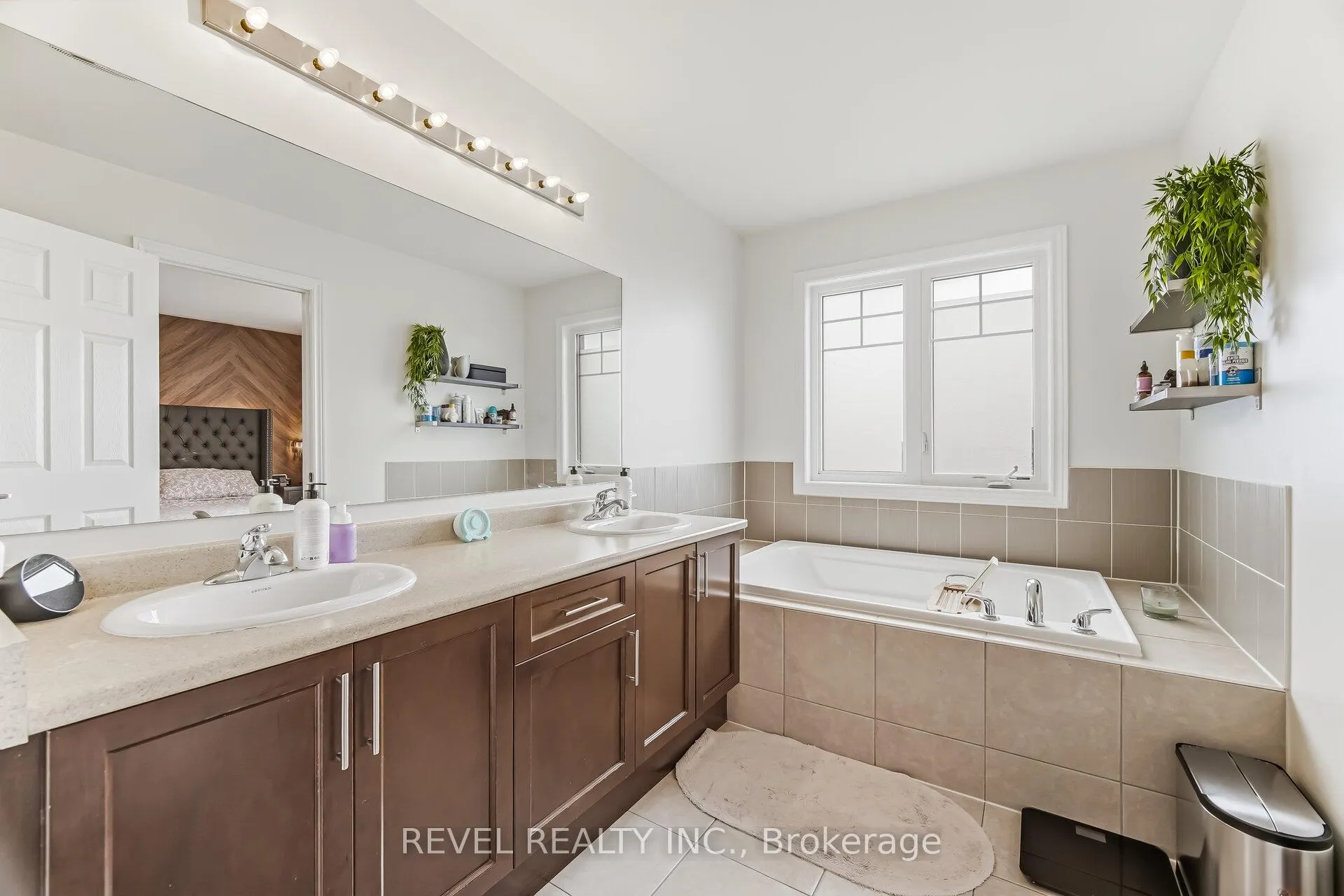 Photo 22 of 248 Sky Harbour Drive, Brampton, Bram West — HOMEH