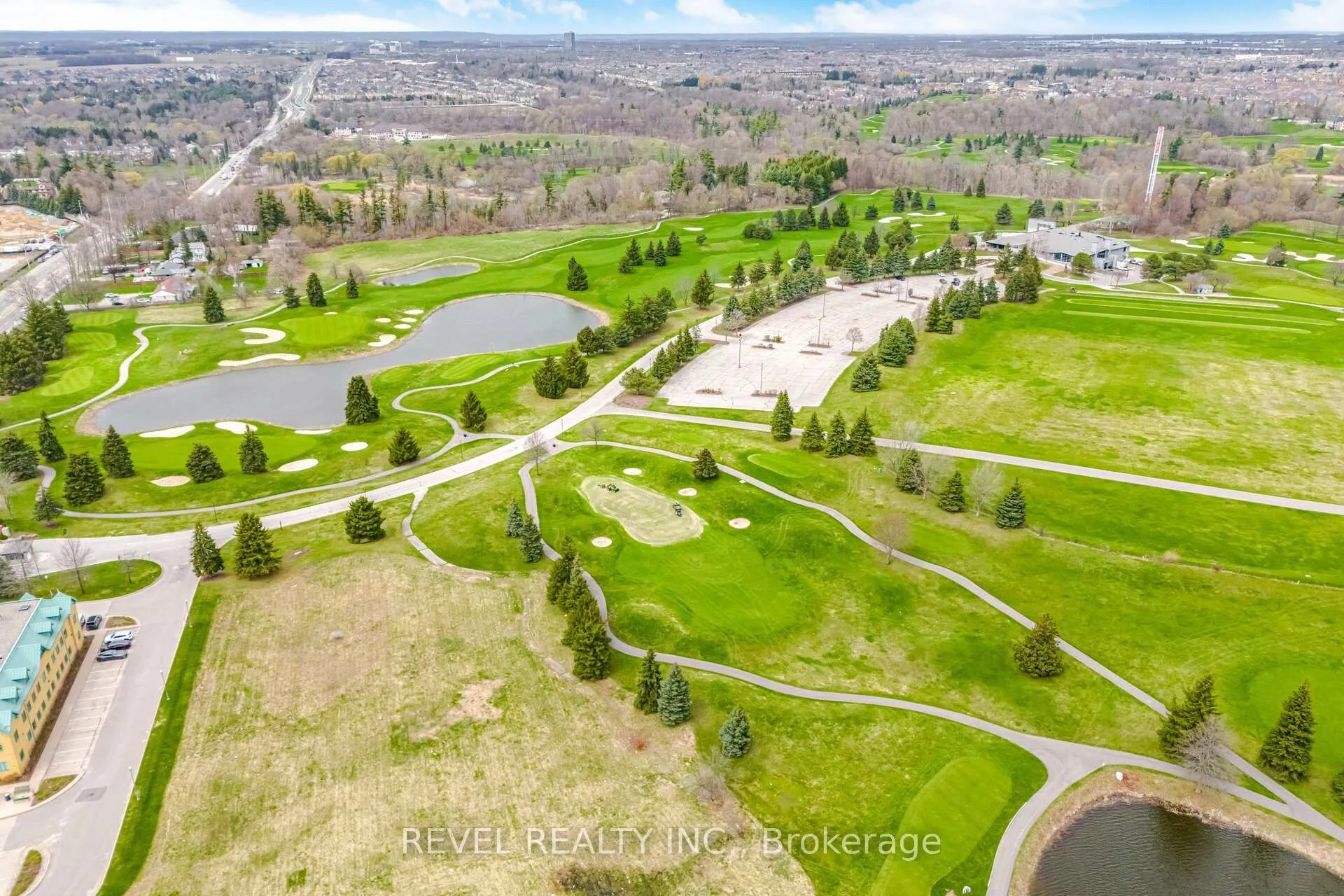 Photo 37 of 248 Sky Harbour Drive, Brampton, Bram West — HOMEH