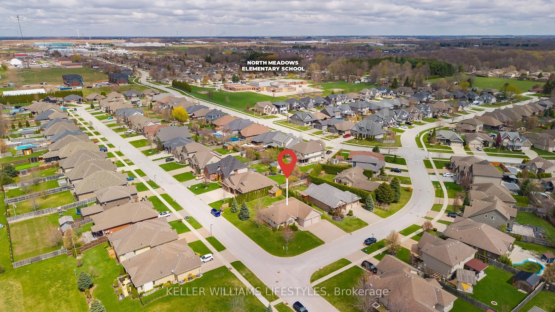 Photo 5 of 111 Jenna Drive, Strathroy-Caradoc, NE — HOMEH
