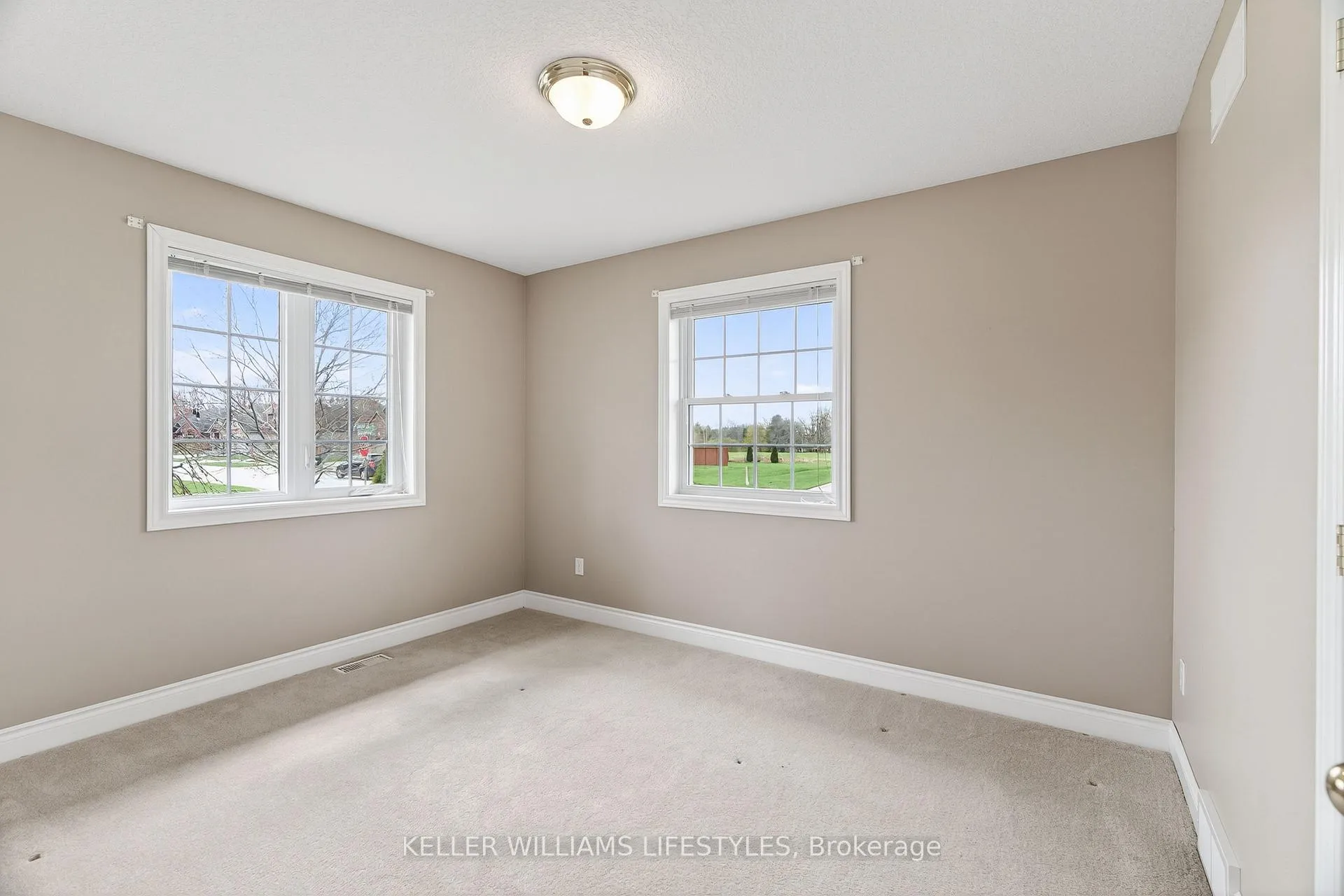 Photo 25 of 111 Jenna Drive, Strathroy-Caradoc, NE — HOMEH