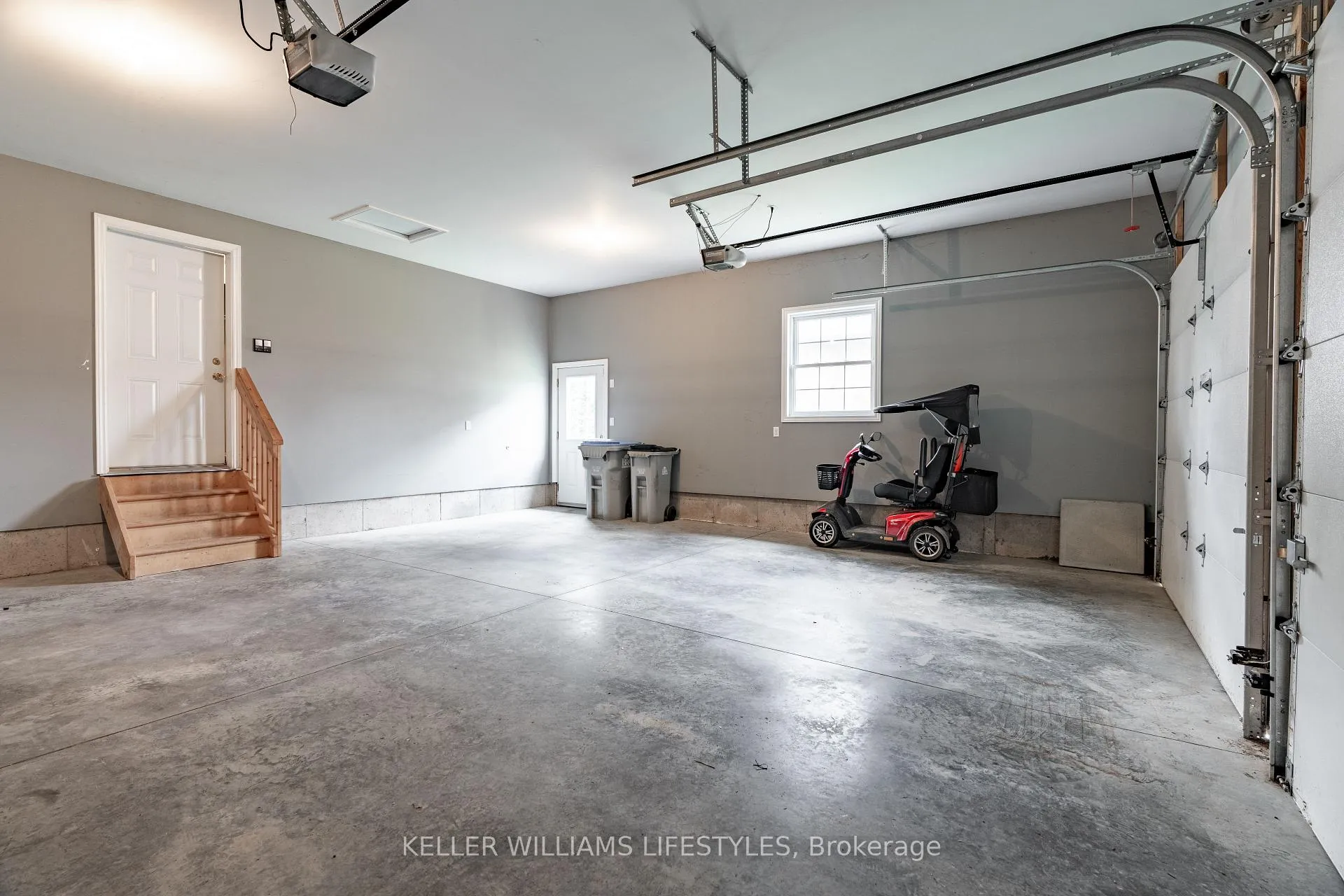 Photo 37 of 111 Jenna Drive, Strathroy-Caradoc, NE — HOMEH