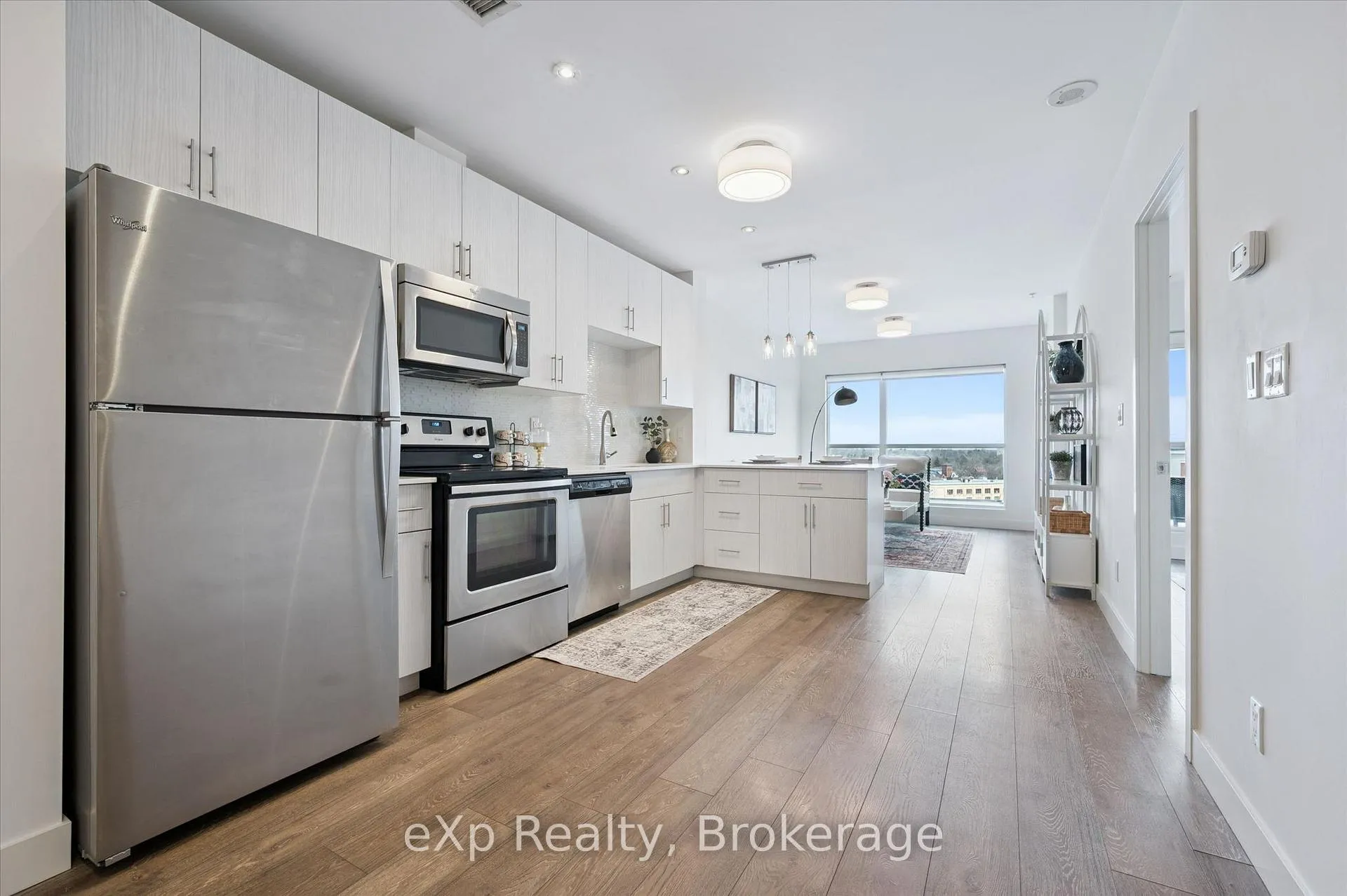 Photo 3 of Unit 1006, 1 Victoria Street S, Kitchener — HOMEH