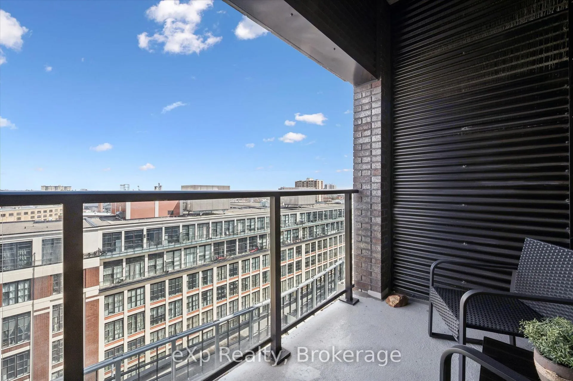 Photo 17 of Unit 1006, 1 Victoria Street S, Kitchener — HOMEH