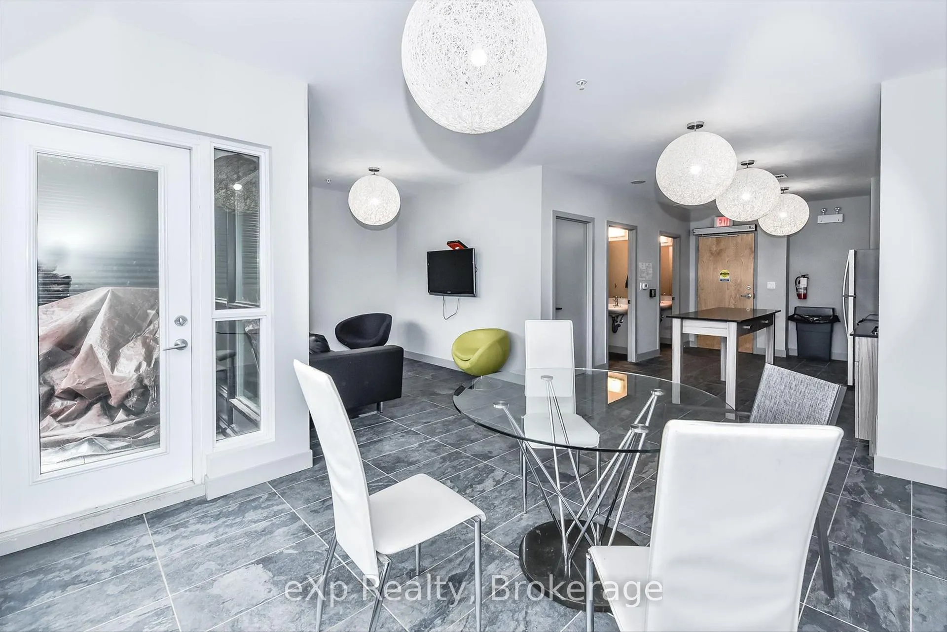 Photo 22 of Unit 1006, 1 Victoria Street S, Kitchener — HOMEH