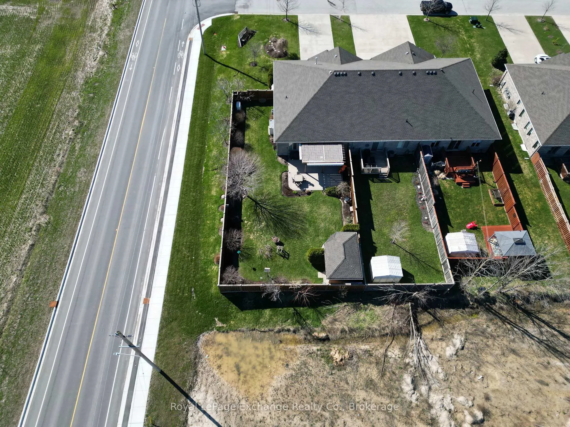 Photo 16 of 189 Wieck Boulevard, Kincardine — HOMEH