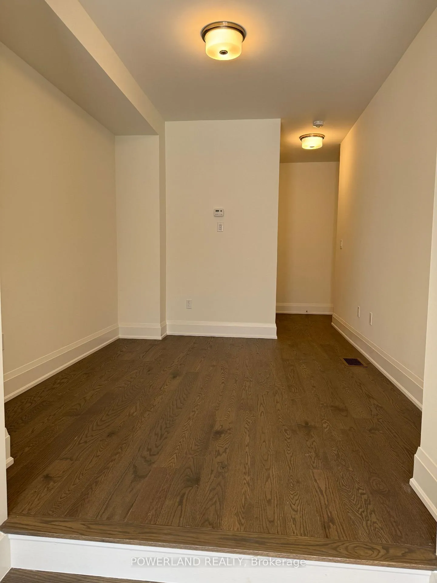 Photo 2 of 3301 Azam Way, Oakville, Glenorchy — HOMEH