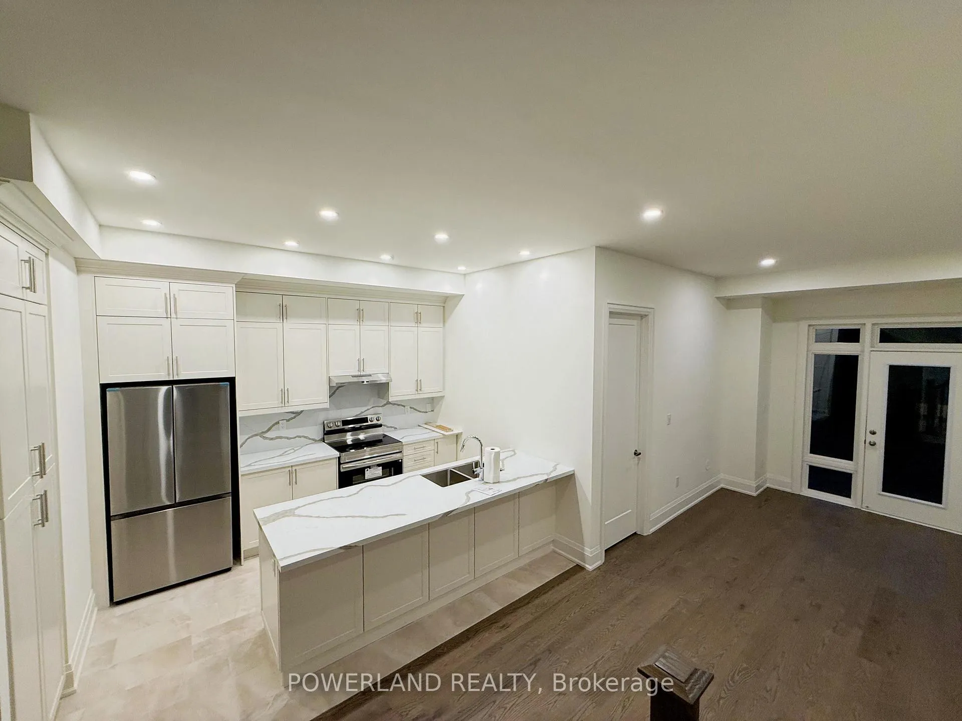 Photo 4 of 3301 Azam Way, Oakville, Glenorchy — HOMEH