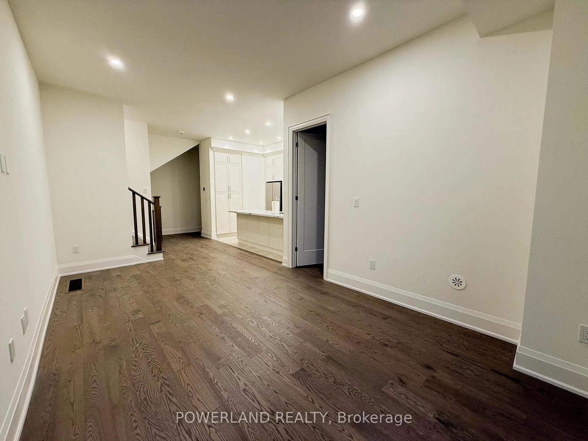 Photo 7 of 3301 Azam Way, Oakville, Glenorchy — HOMEH