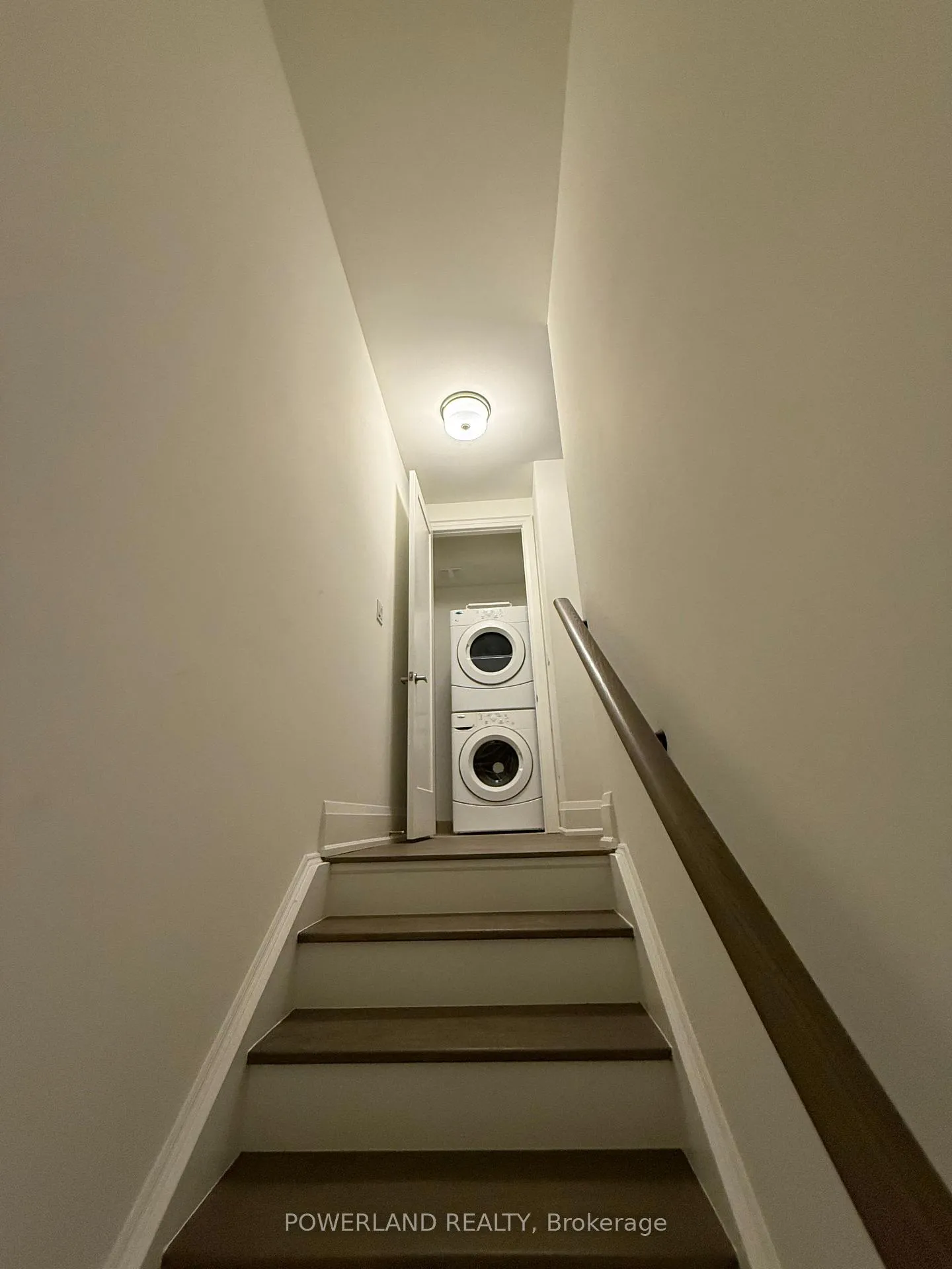 Photo 10 of 3301 Azam Way, Oakville, Glenorchy — HOMEH