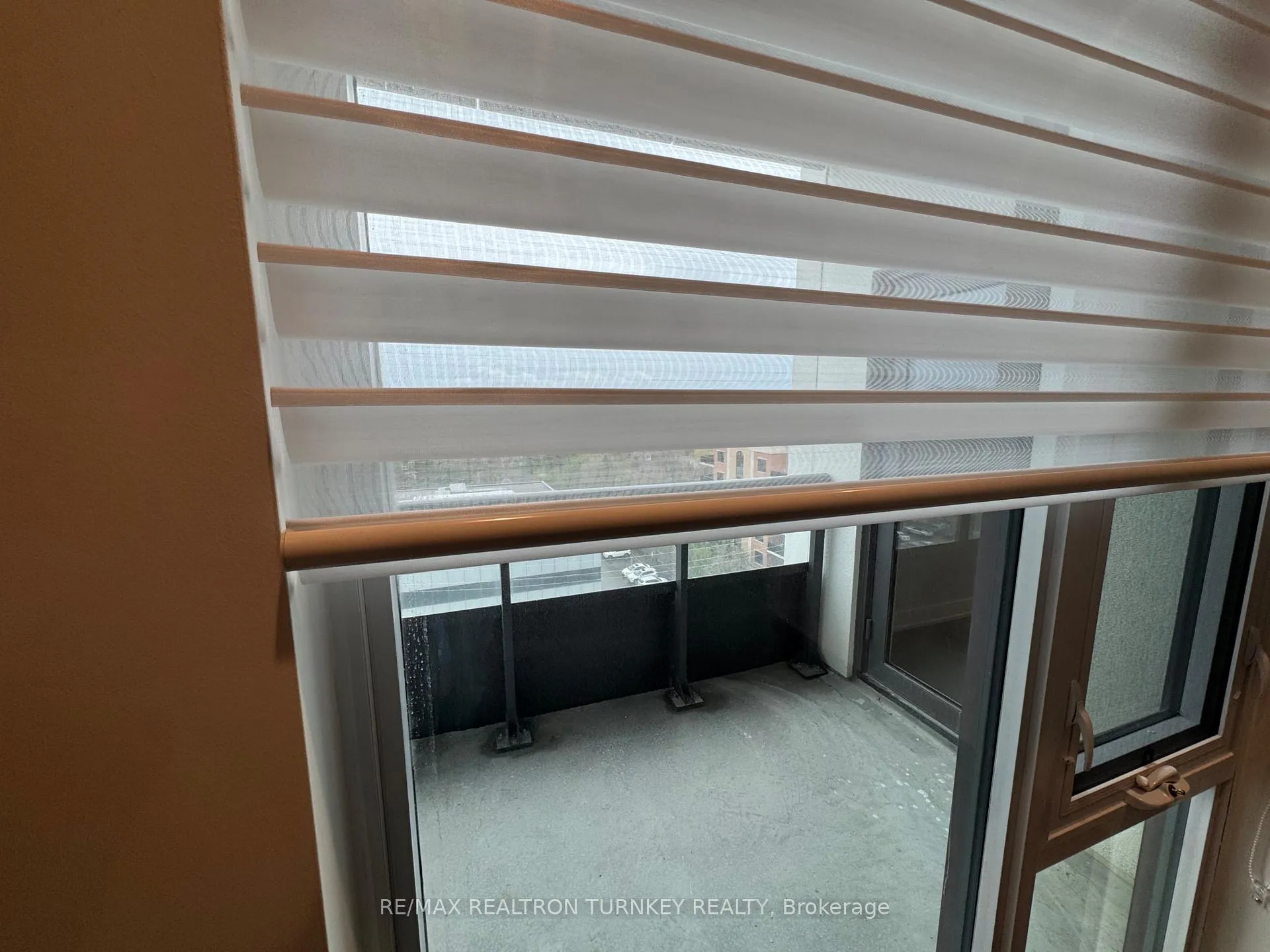 Photo 21 of Unit 905, 715 Davis Drive, Newmarket, Huron Heights-Leslie Valley — HOMEH