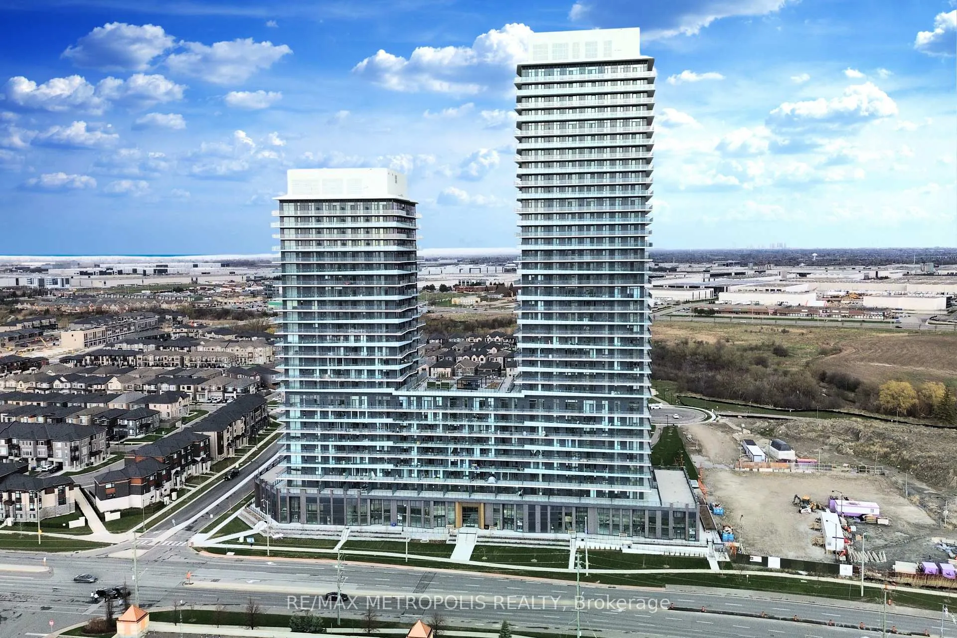 Front of Unit 517, 15 Skyridge Drive