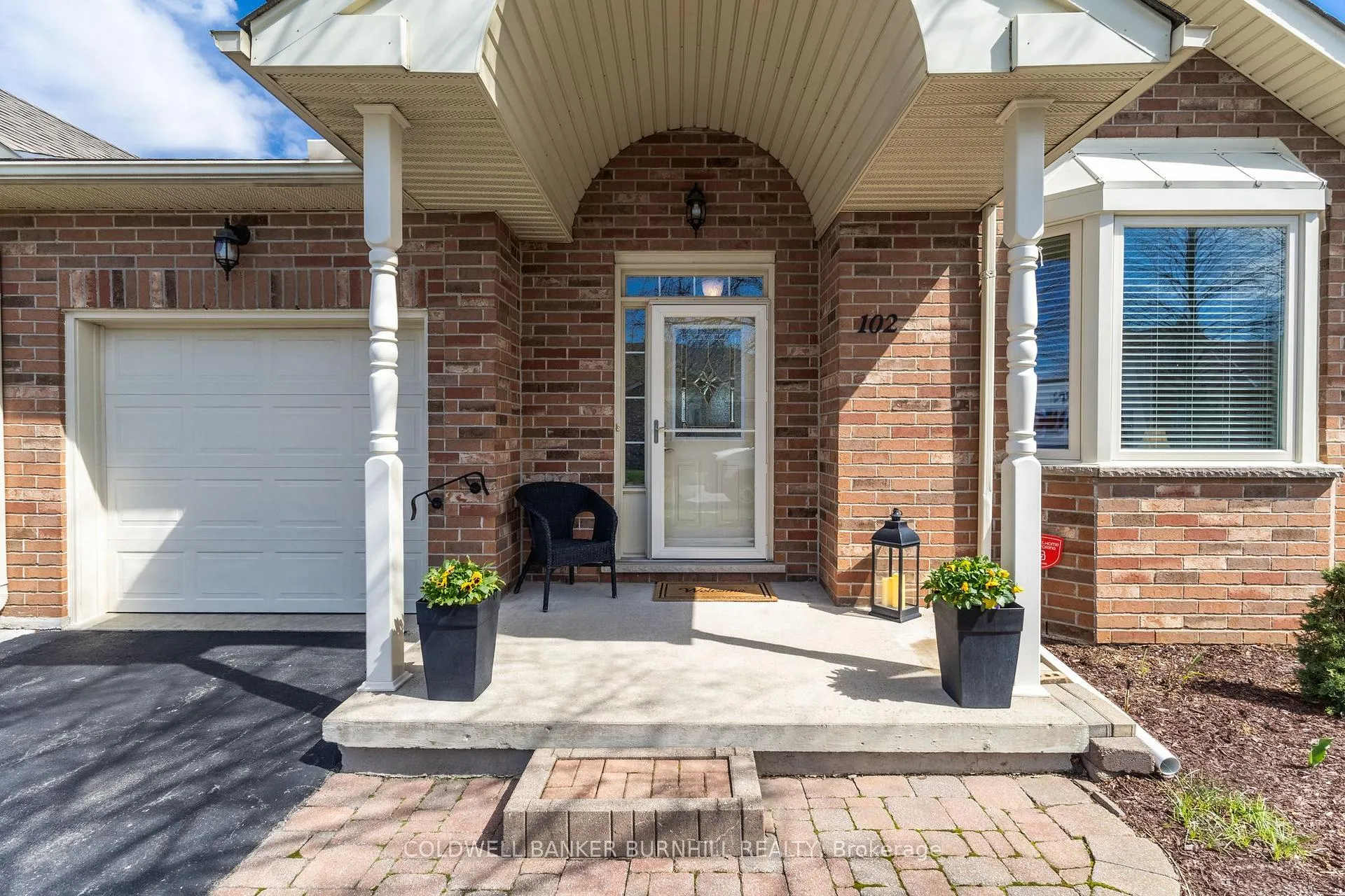 Photo 3 of 102 Northernbreeze Street, Hamilton, Twenty Place — HOMEH