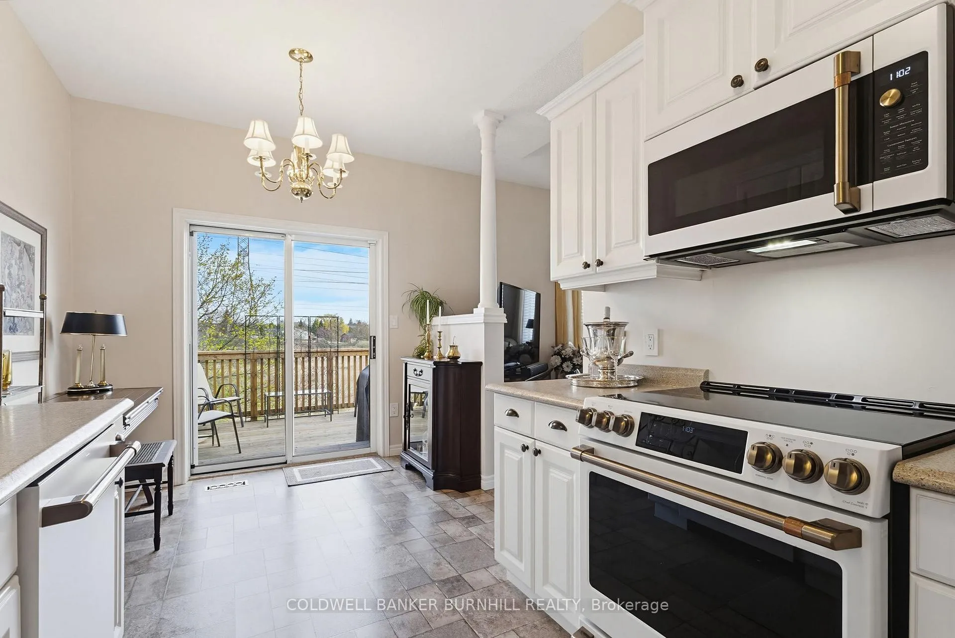 Photo 8 of 102 Northernbreeze Street, Hamilton, Twenty Place — HOMEH