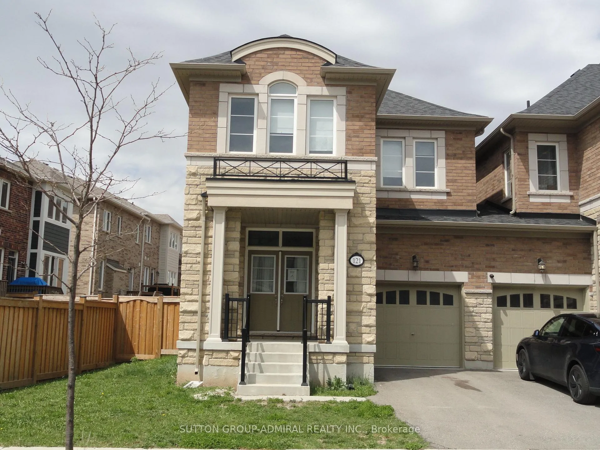 Photo 1 of 121 Marigold Gardens, Oakville, Glenorchy — HOMEH