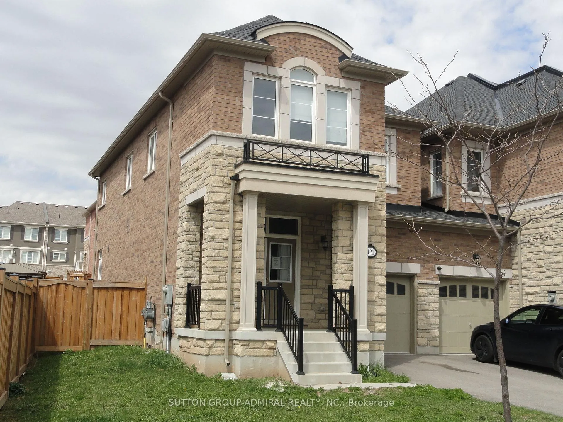 Photo 2 of 121 Marigold Gardens, Oakville, Glenorchy — HOMEH