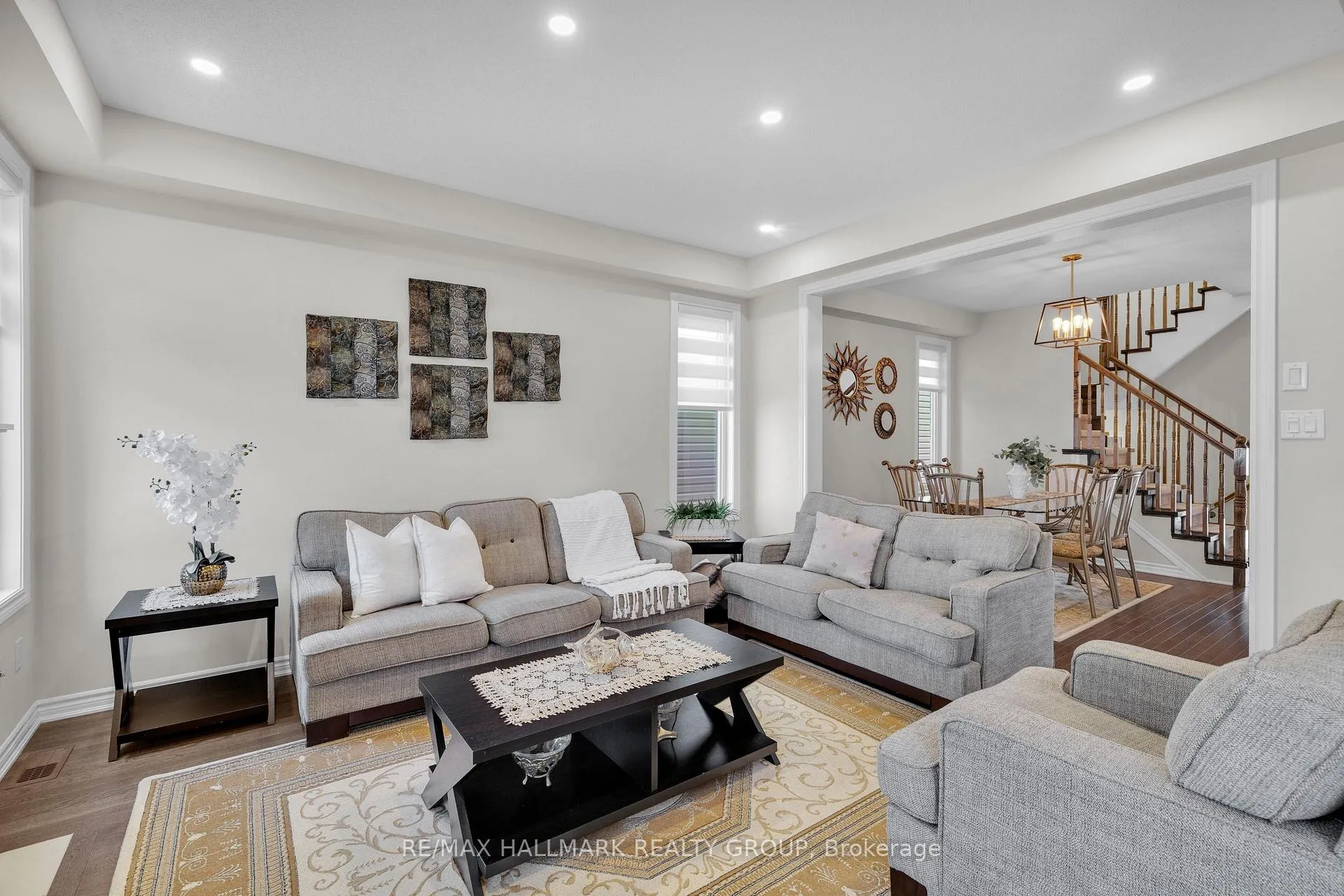 Photo 12 of 229 Meadowbreeze Drive, Ottawa, Kanata - Emerald Meadows/Trailwest — HOMEH