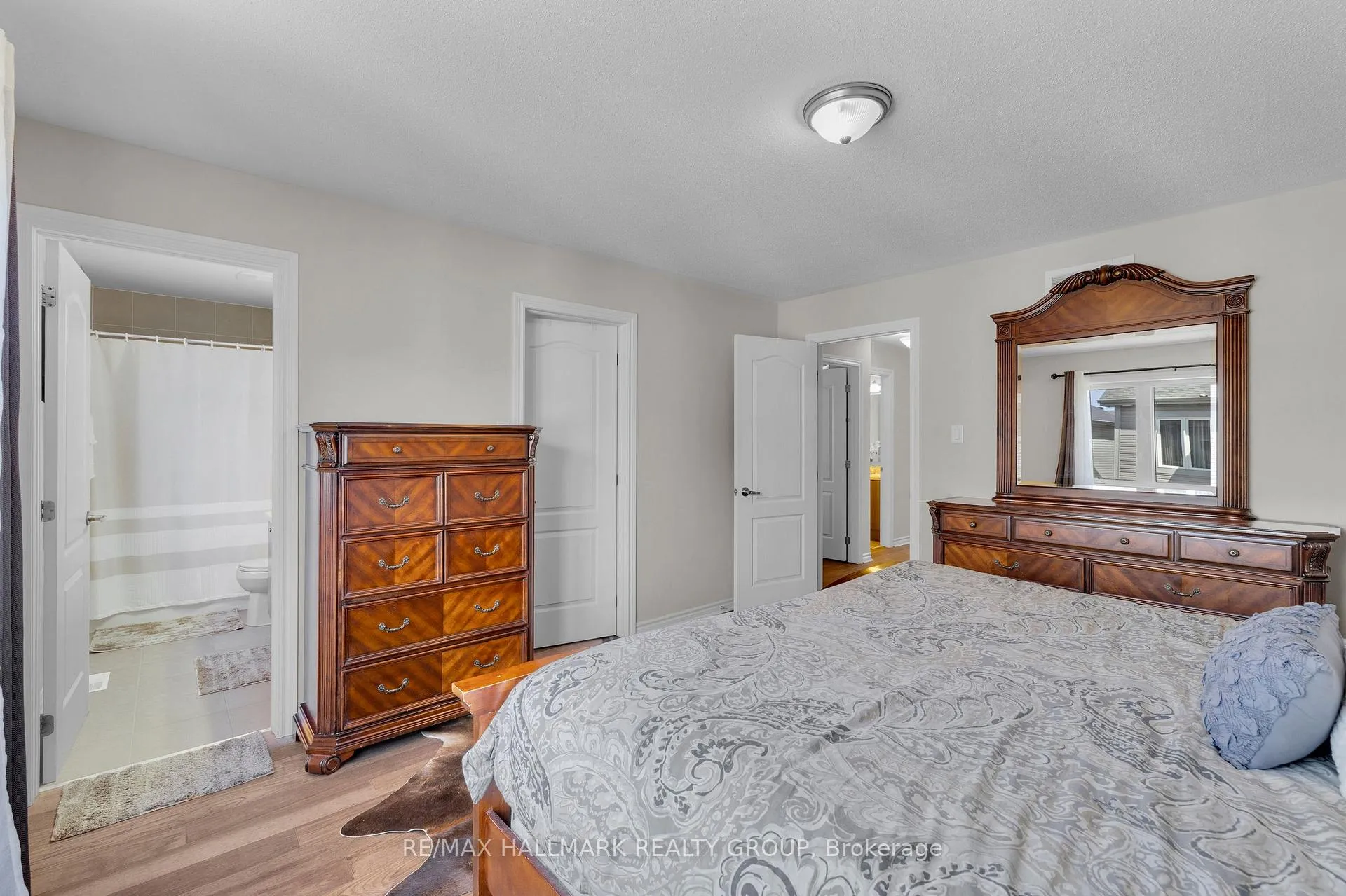 Photo 33 of 229 Meadowbreeze Drive, Ottawa, Kanata - Emerald Meadows/Trailwest — HOMEH