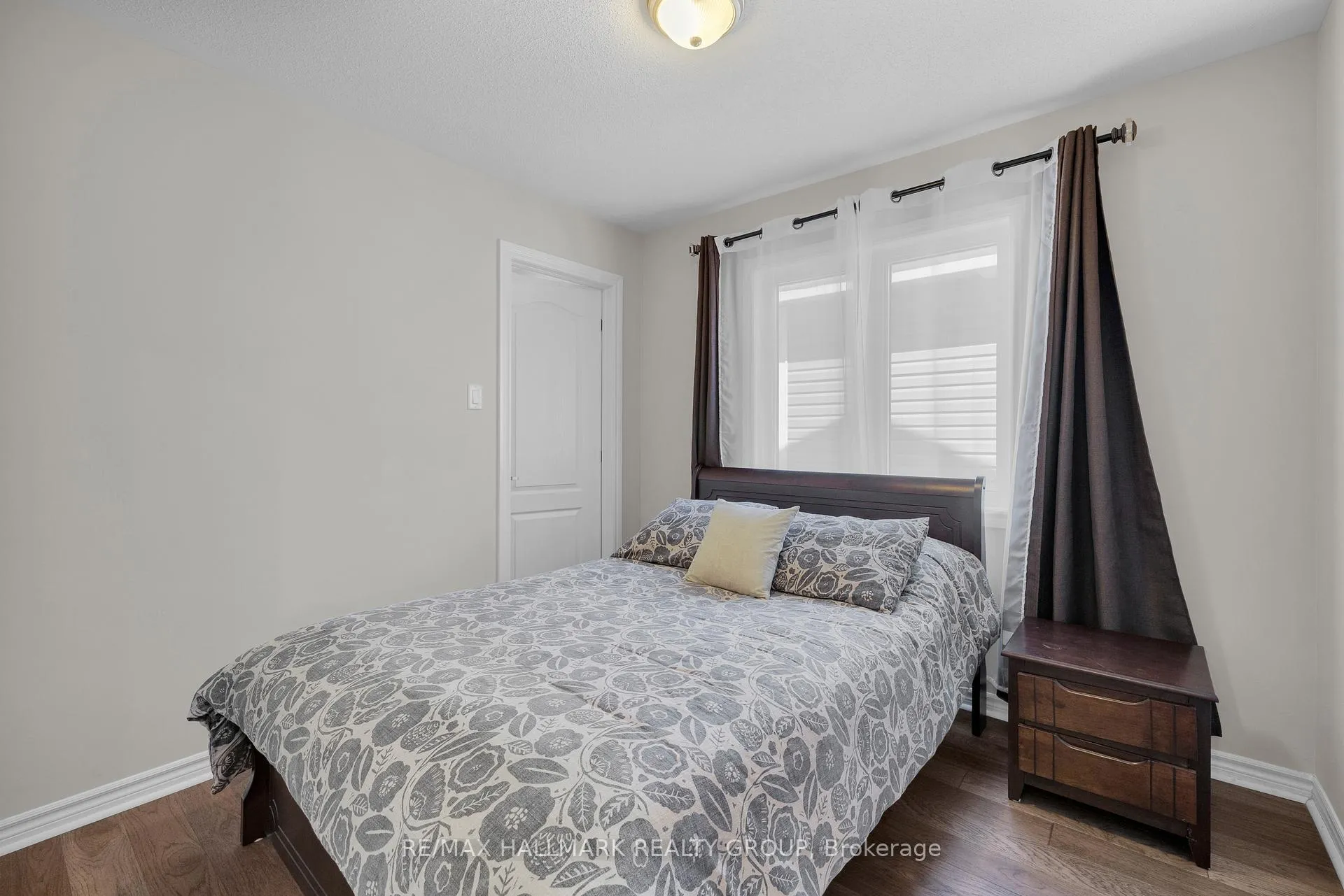 Photo 37 of 229 Meadowbreeze Drive, Ottawa, Kanata - Emerald Meadows/Trailwest — HOMEH