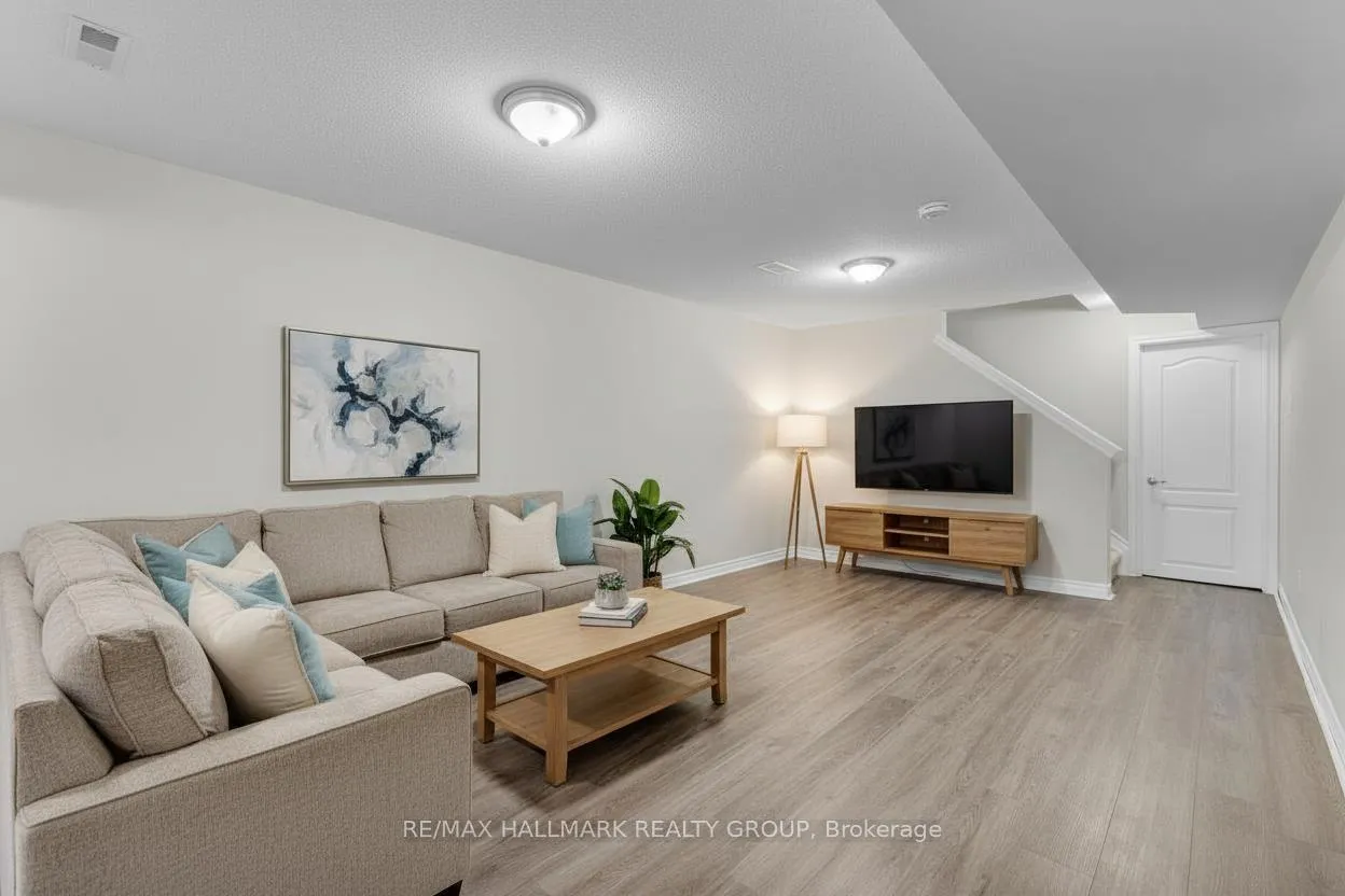 Photo 40 of 229 Meadowbreeze Drive, Ottawa, Kanata - Emerald Meadows/Trailwest — HOMEH