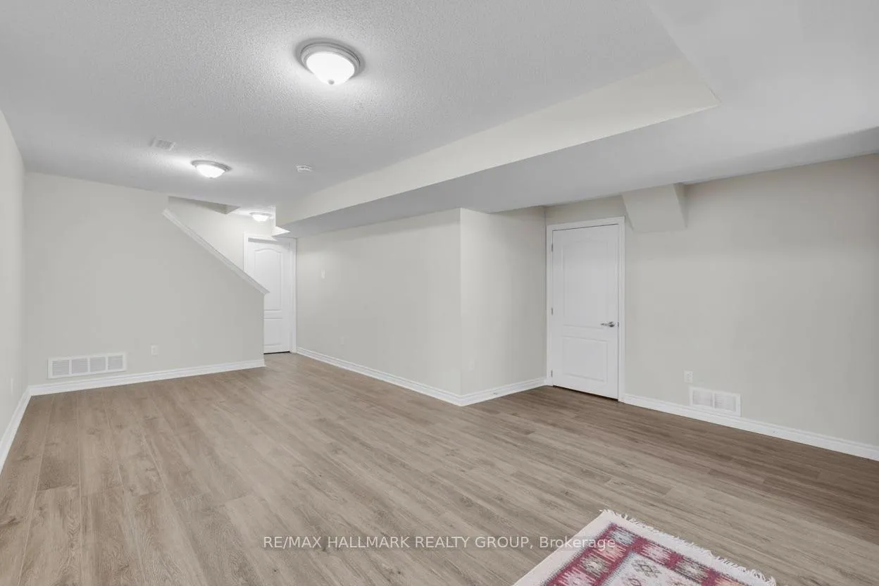 Photo 43 of 229 Meadowbreeze Drive, Ottawa, Kanata - Emerald Meadows/Trailwest — HOMEH
