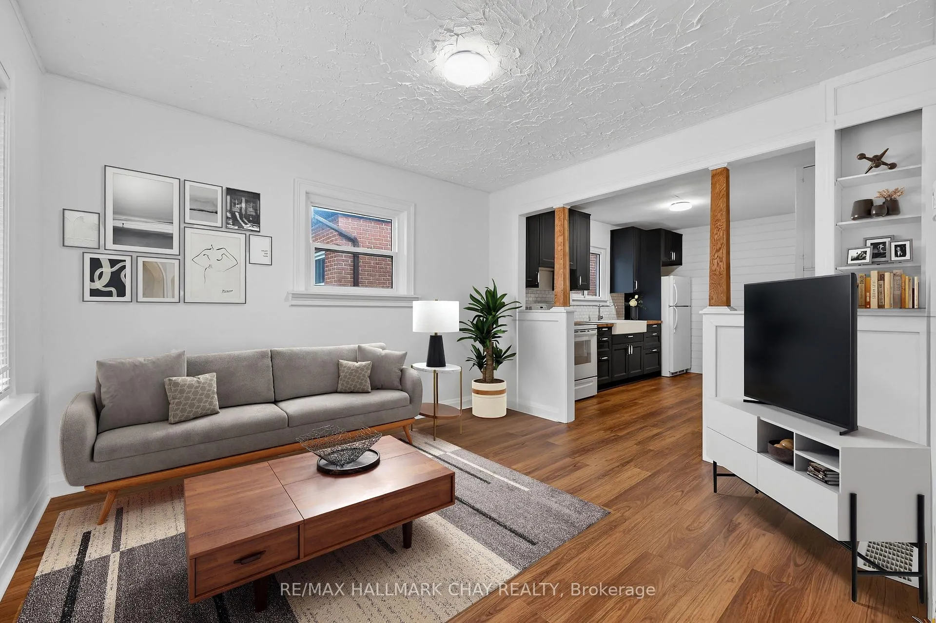 Photo 3 of 244 Gill Street, Orillia — HOMEH
