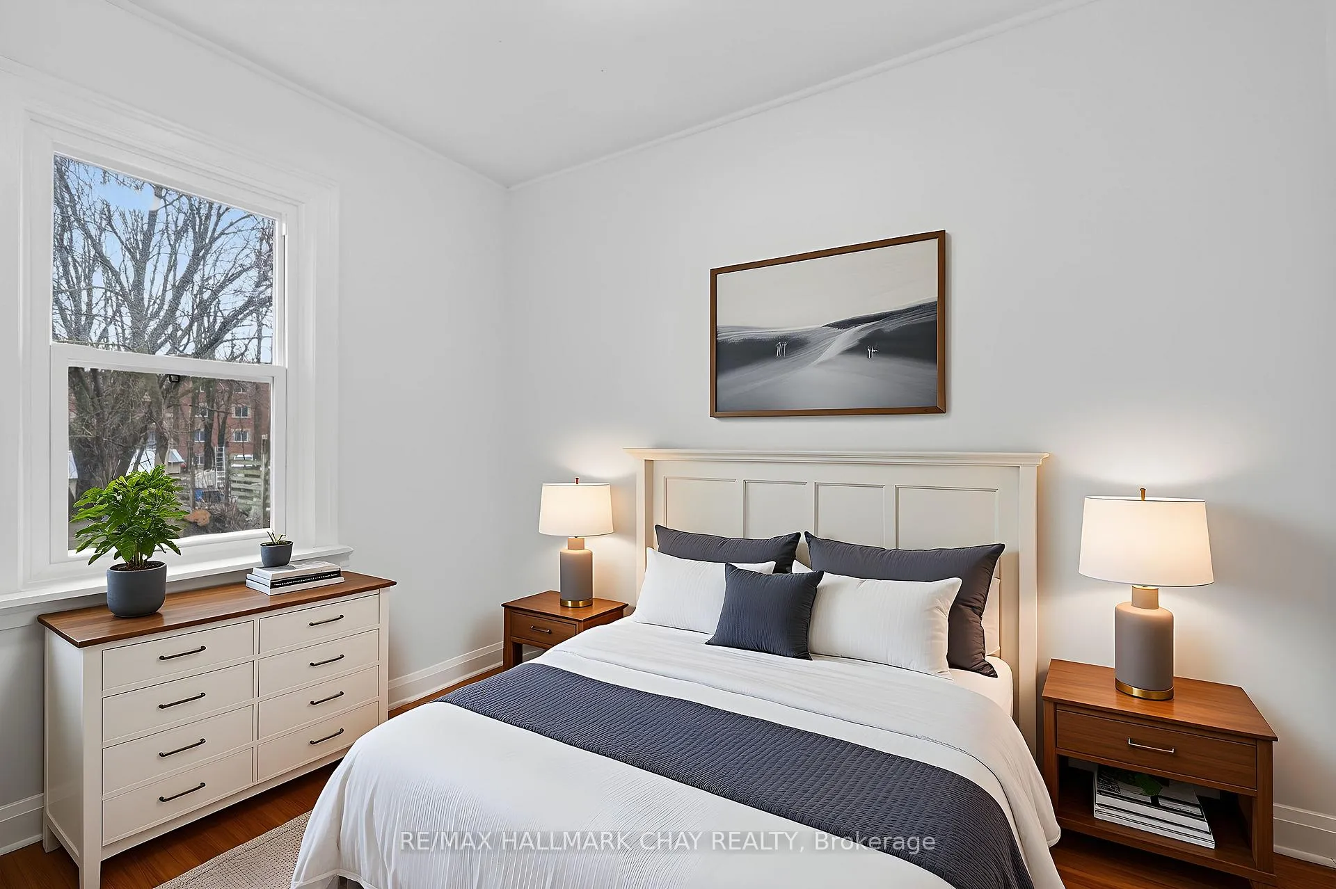 Photo 10 of 244 Gill Street, Orillia — HOMEH