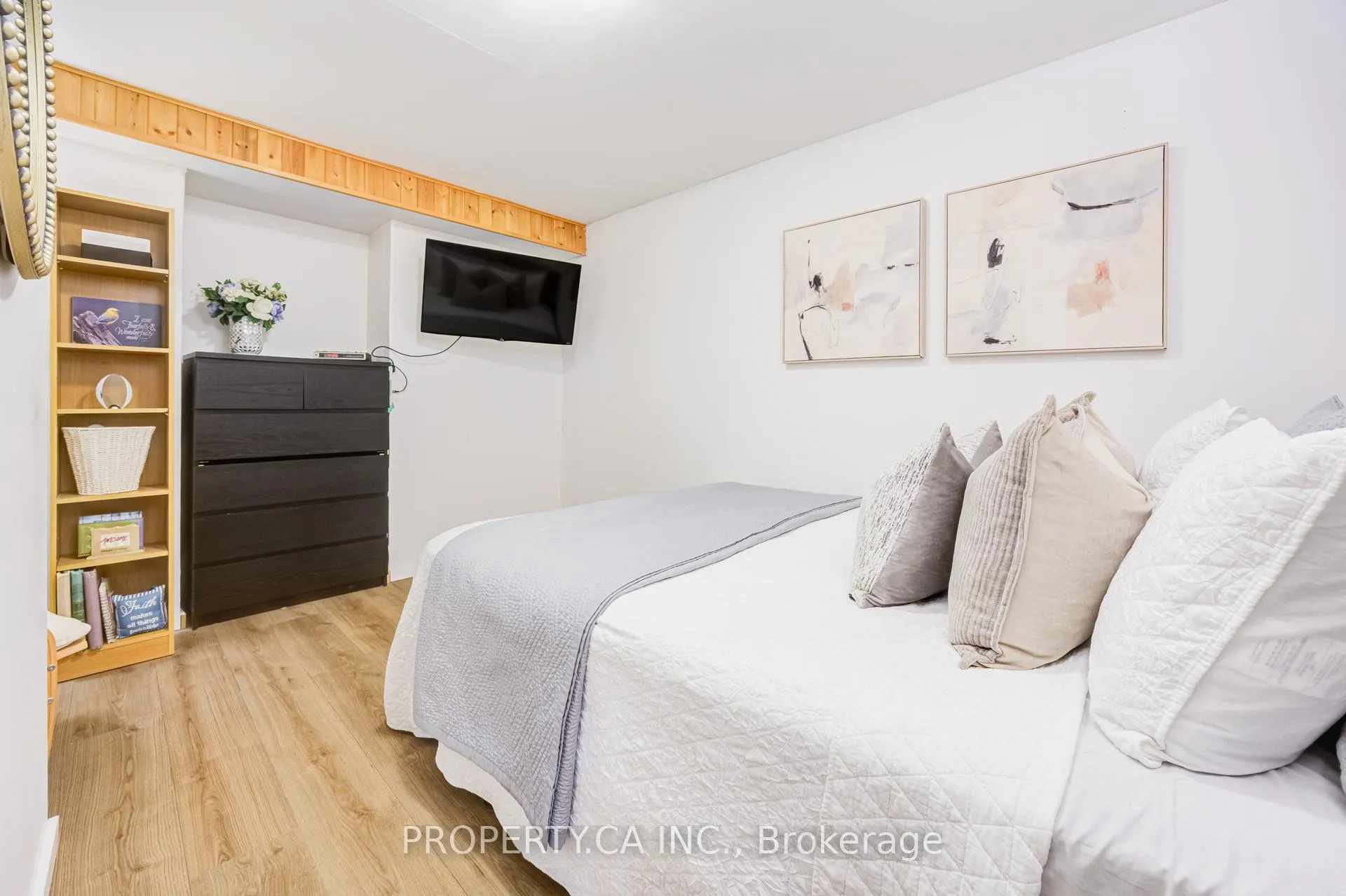Photo 20 of 10 Mara Crescent, Brampton, Downtown Brampton — HOMEH