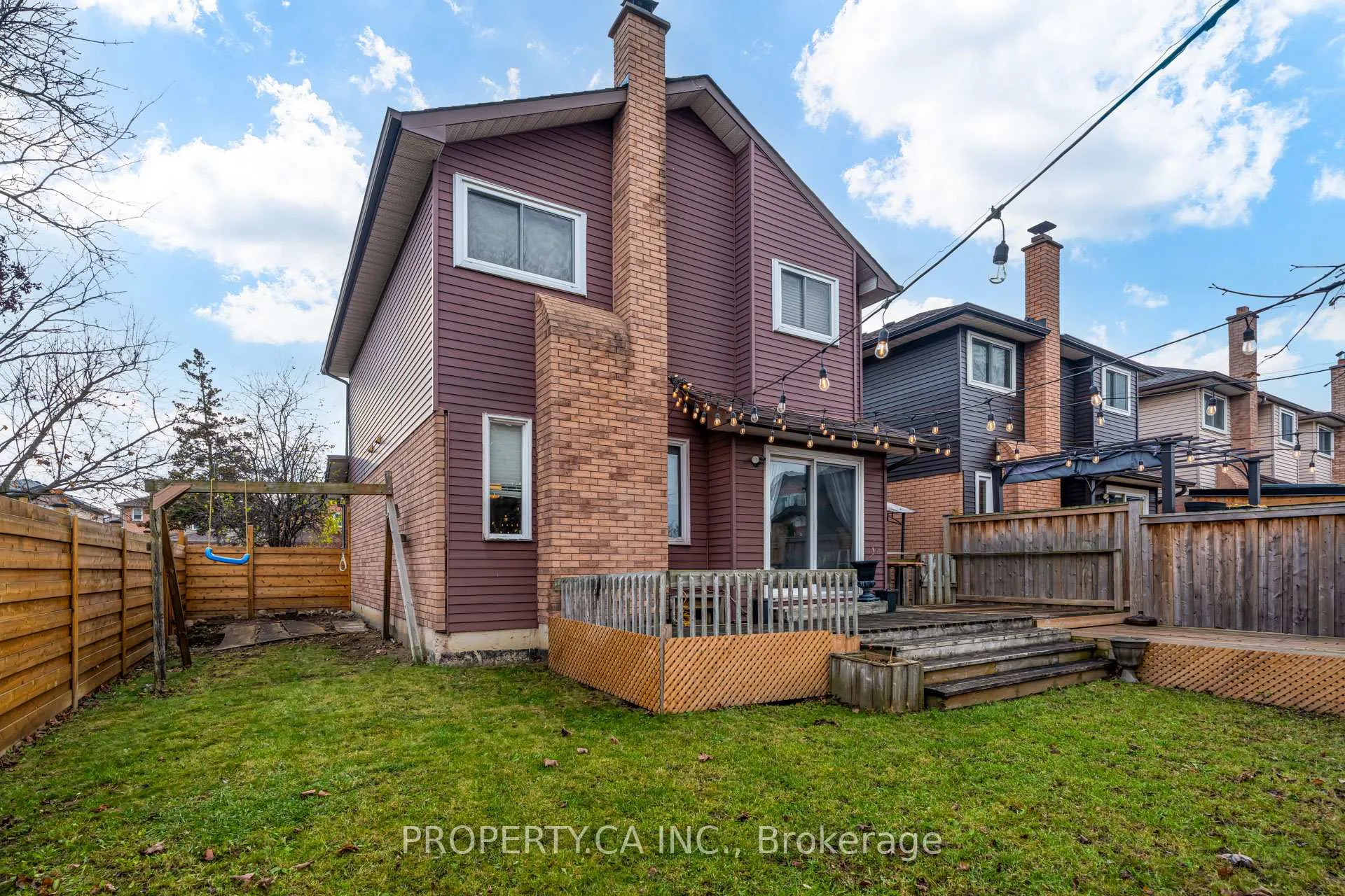 Photo 24 of 10 Mara Crescent, Brampton, Downtown Brampton — HOMEH