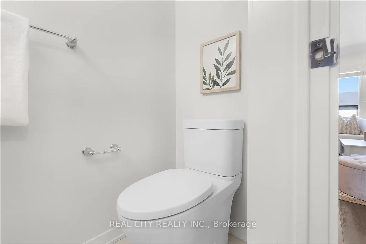 Photo 16 of 26 Crafter Crescent, Hamilton, Stoney Creek Mountain — HOMEH