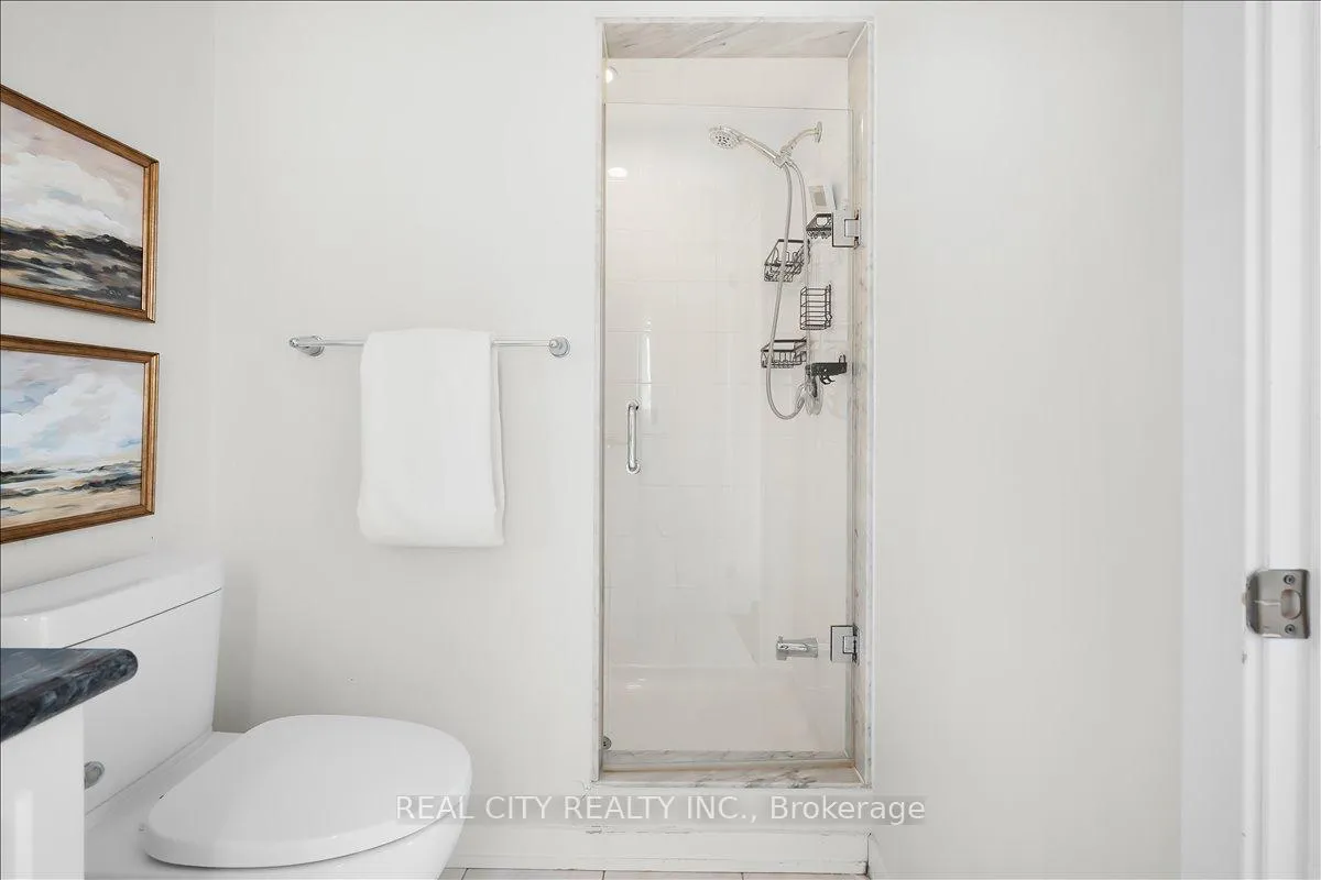 Photo 22 of 26 Crafter Crescent, Hamilton, Stoney Creek Mountain — HOMEH