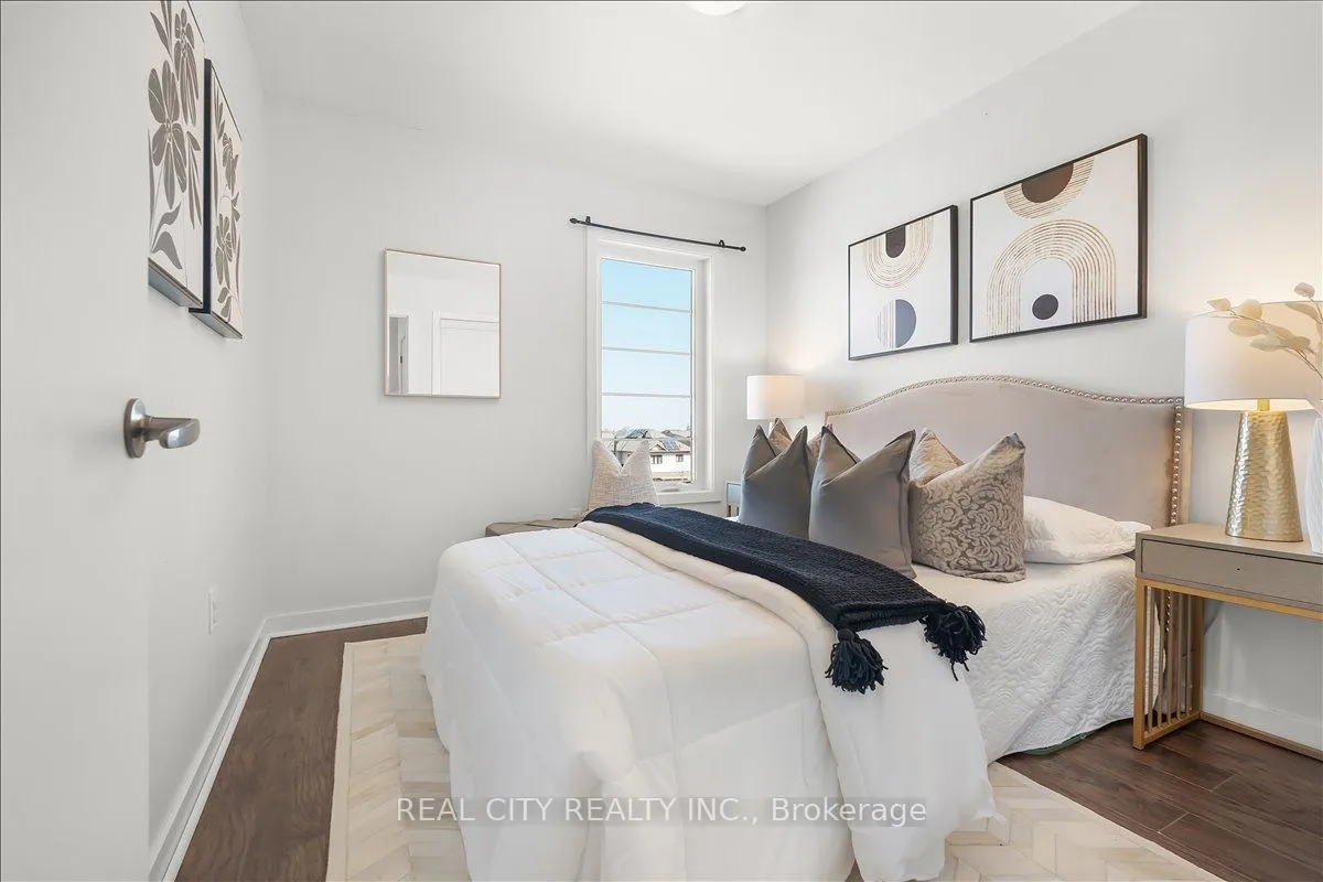 Photo 26 of 26 Crafter Crescent, Hamilton, Stoney Creek Mountain — HOMEH