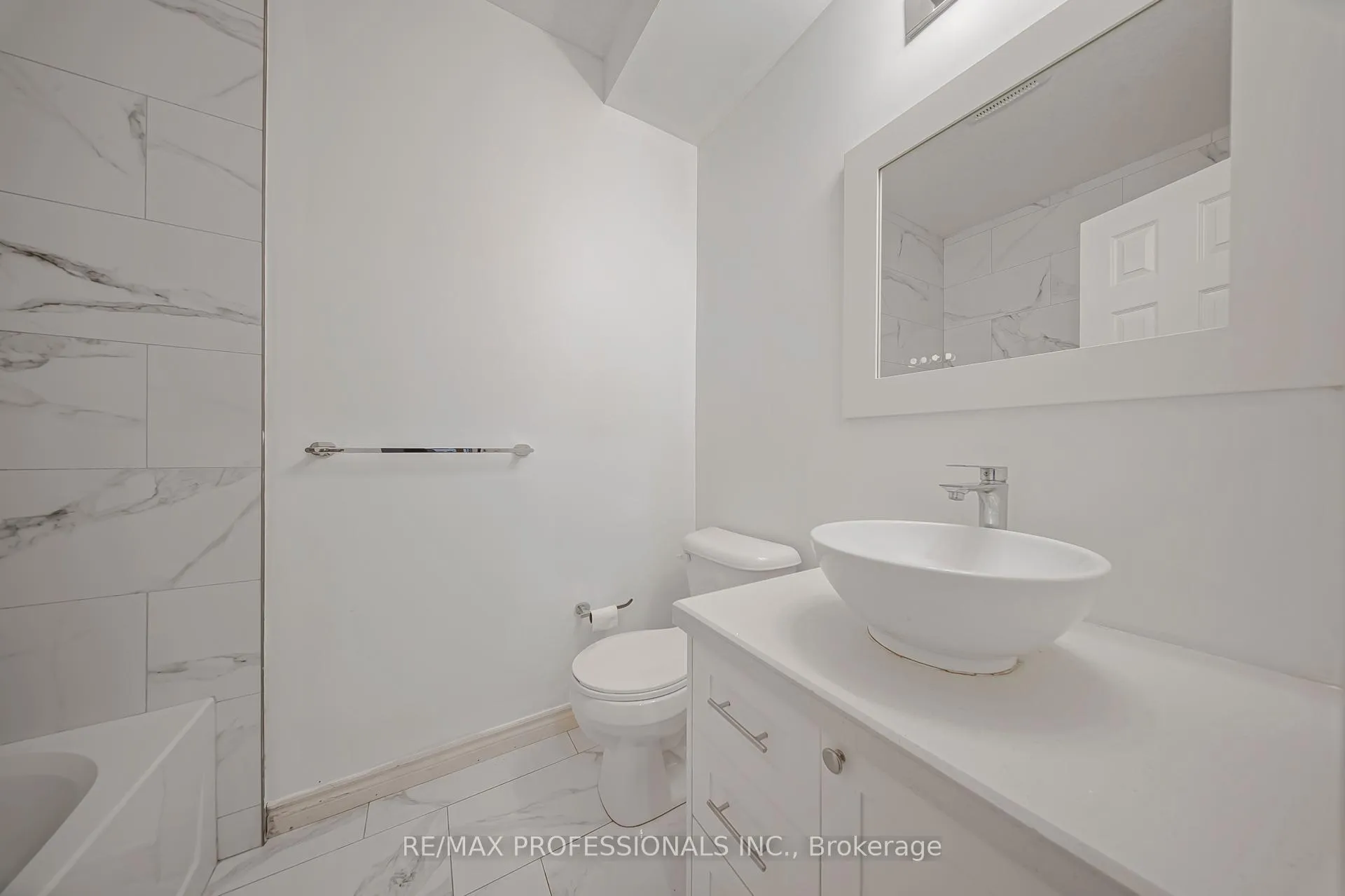 Photo 20 of Unit 7A, 164 Heiman Street, Kitchener, Southdale — HOMEH