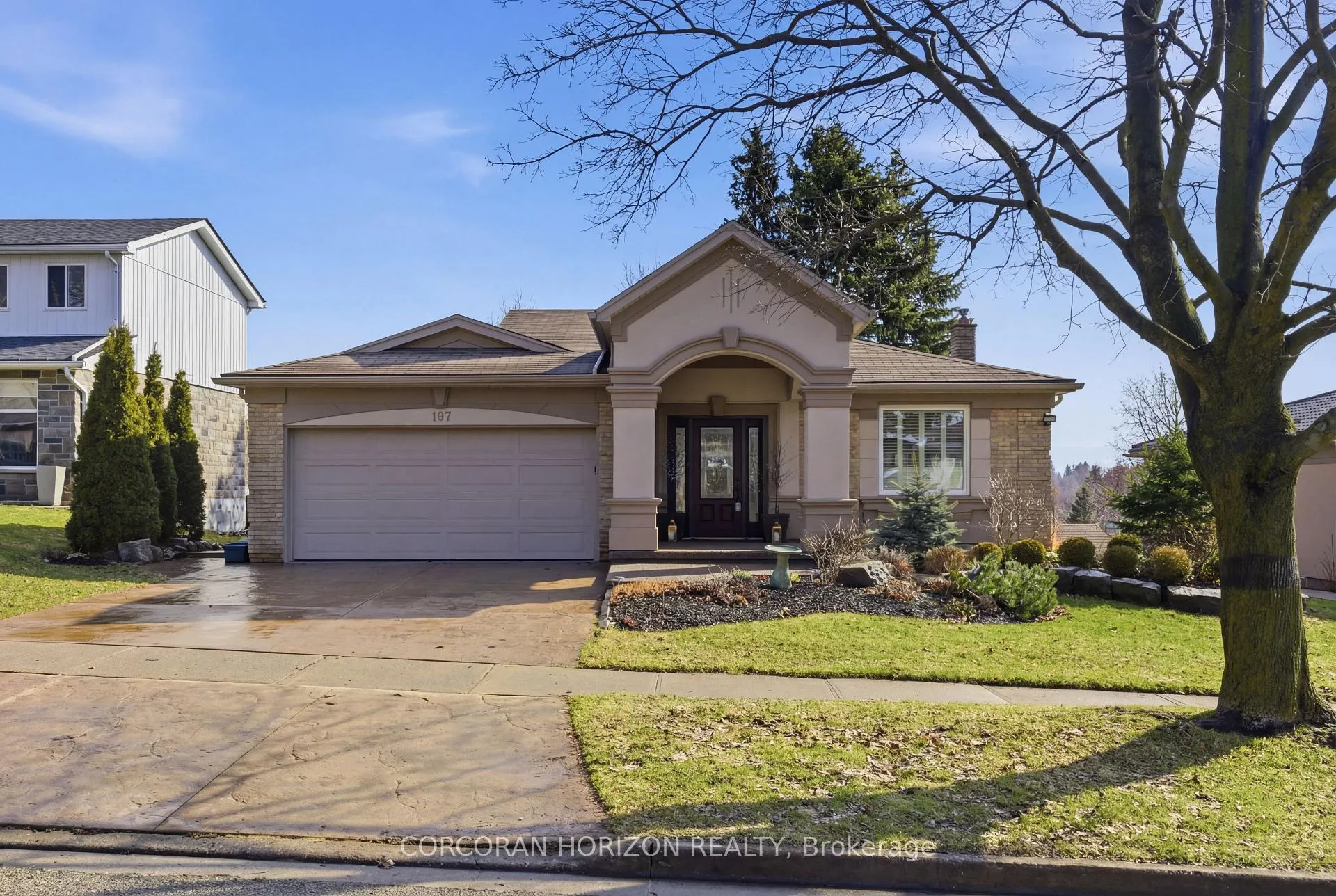 Photo 1 of 197 Autumn Hill Crescent, Kitchener, Forest Heights — HOMEH