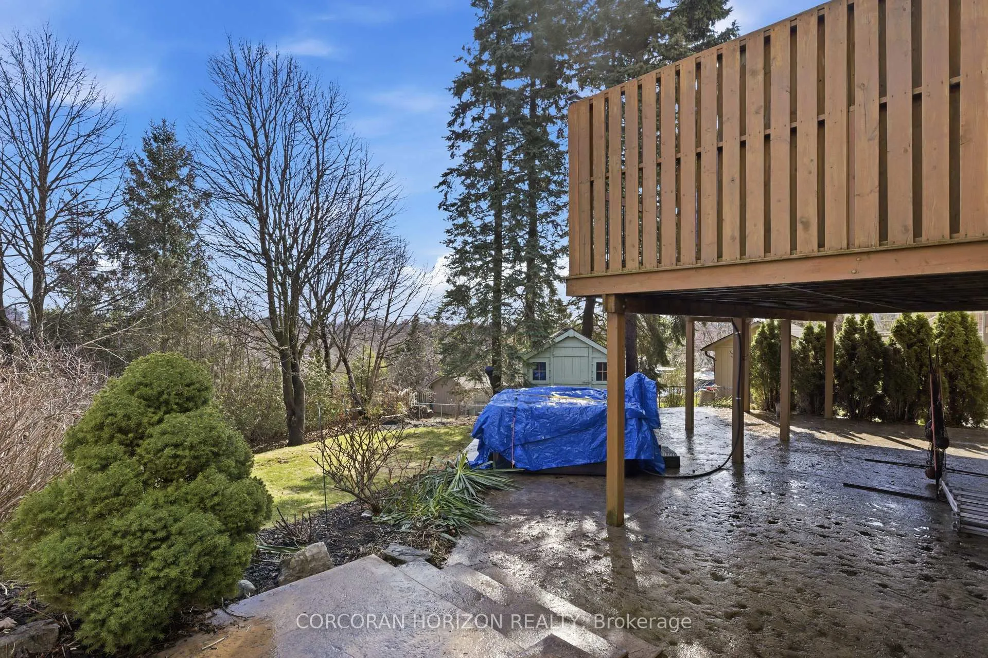 Photo 2 of 197 Autumn Hill Crescent, Kitchener, Forest Heights — HOMEH