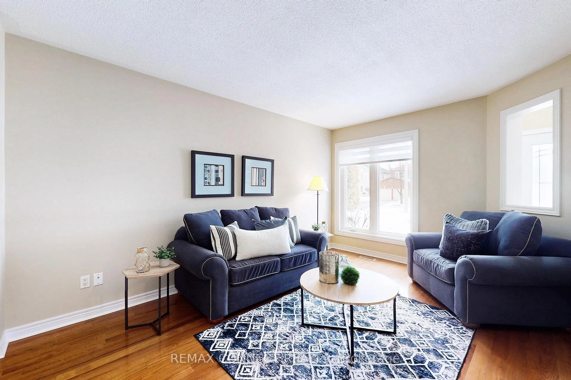 Photo 3 of 111 Dali Crescent, Scarborough, Rouge — HOMEH