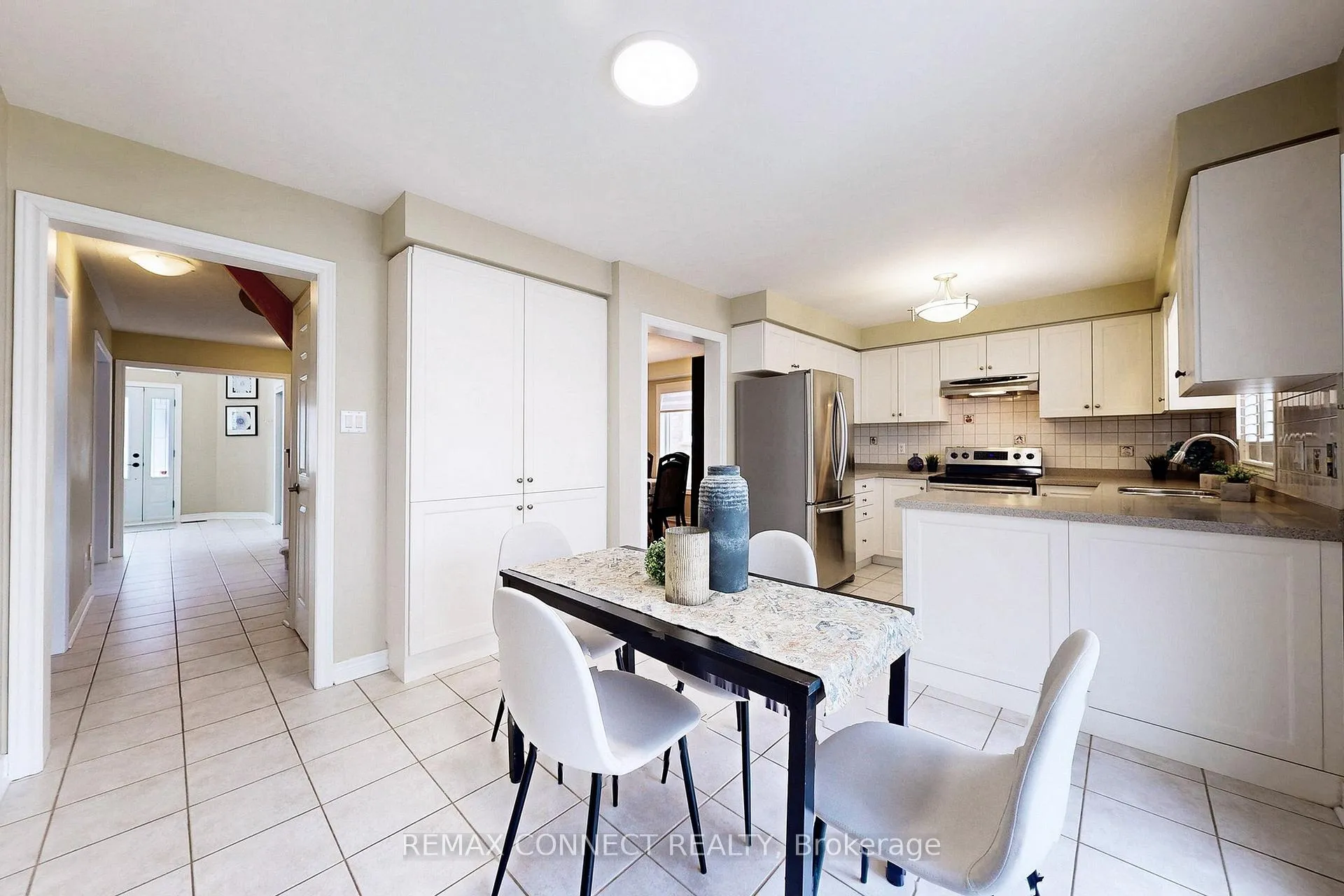 Photo 12 of 111 Dali Crescent, Scarborough, Rouge — HOMEH