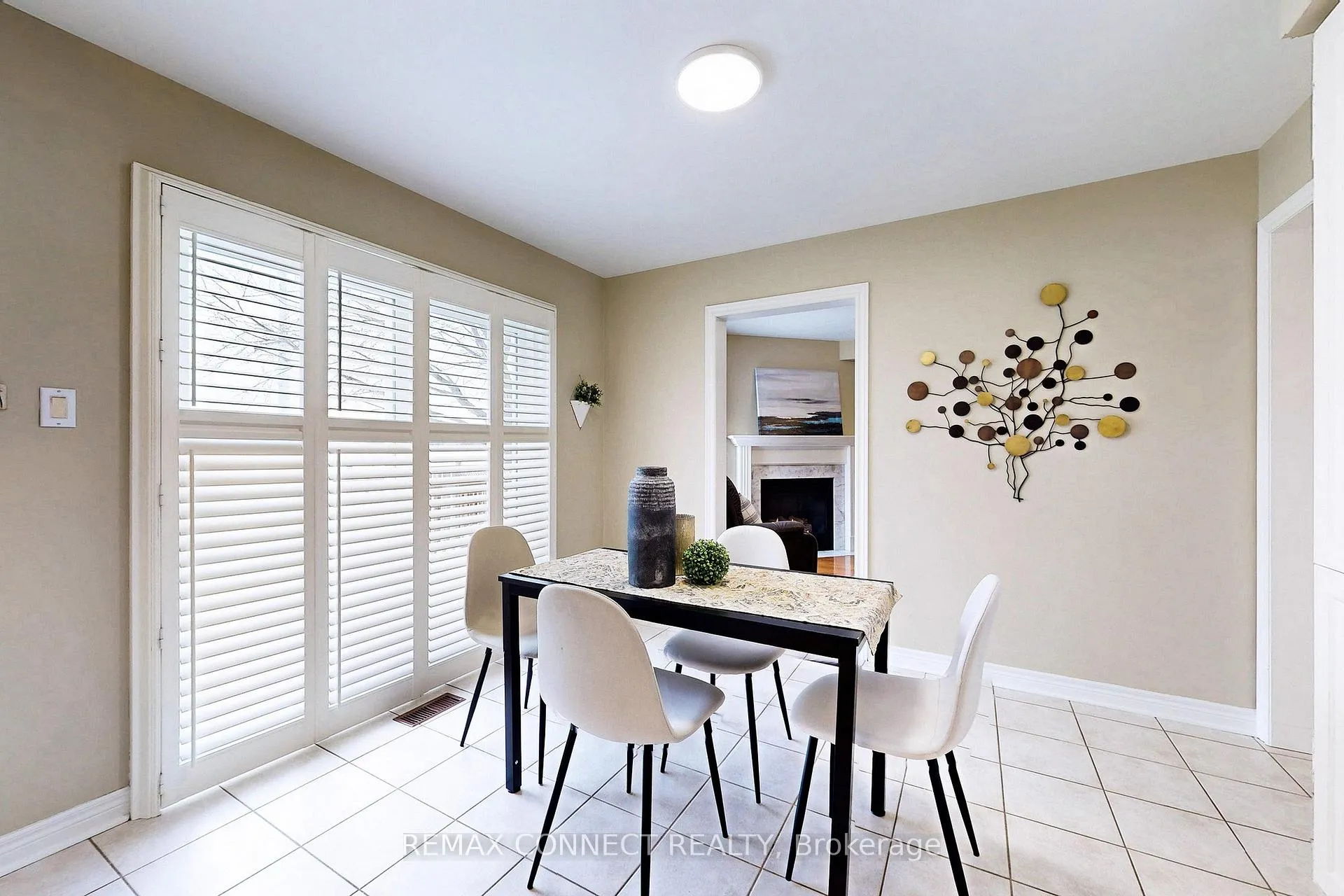 Photo 14 of 111 Dali Crescent, Scarborough, Rouge — HOMEH