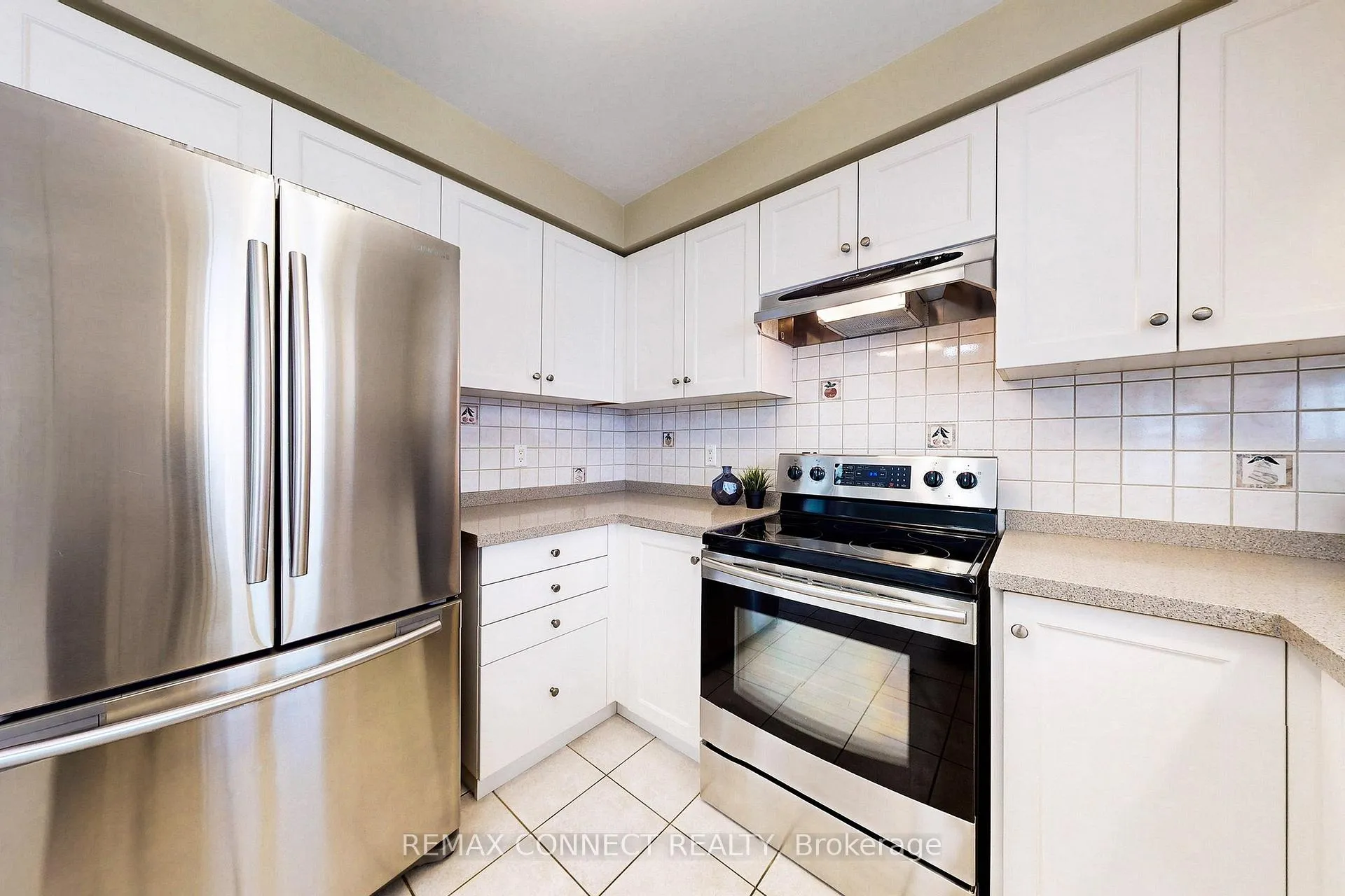 Photo 16 of 111 Dali Crescent, Scarborough, Rouge — HOMEH