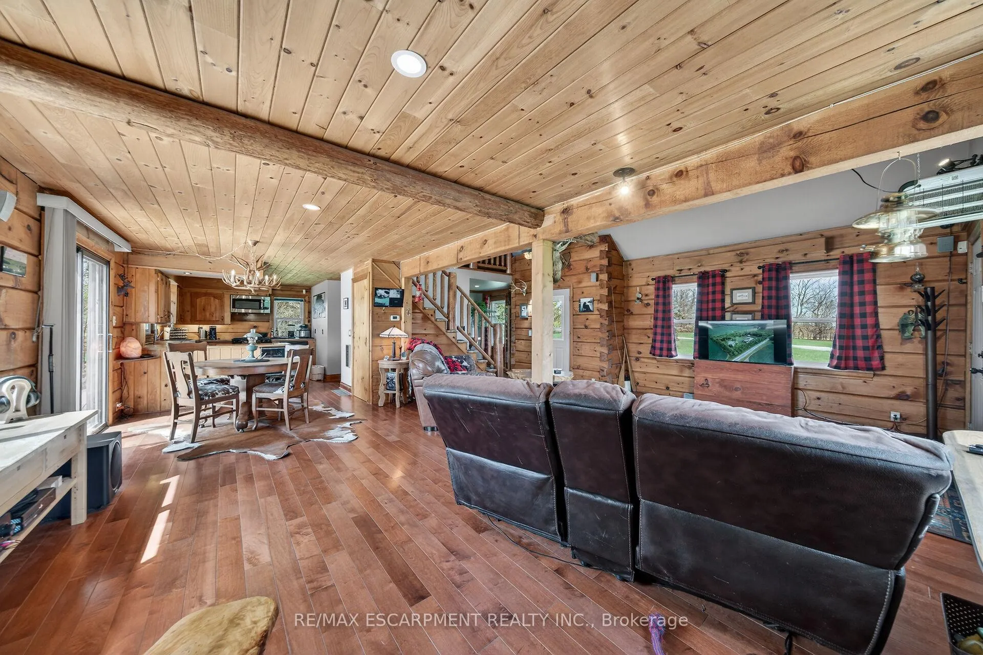 Photo 10 of 526 2nd Line, Haldimand — HOMEH