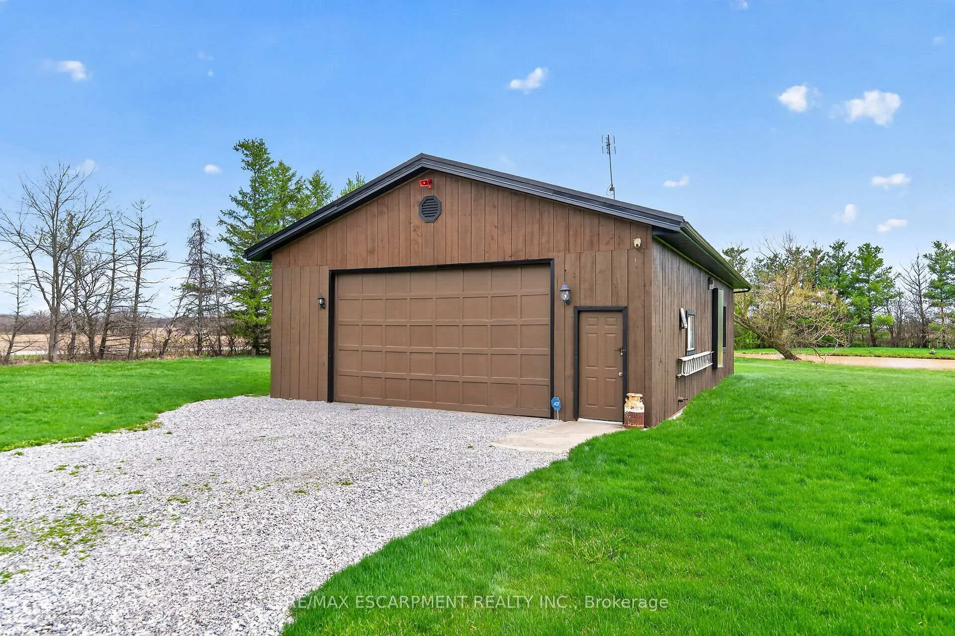Photo 38 of 526 2nd Line, Haldimand — HOMEH