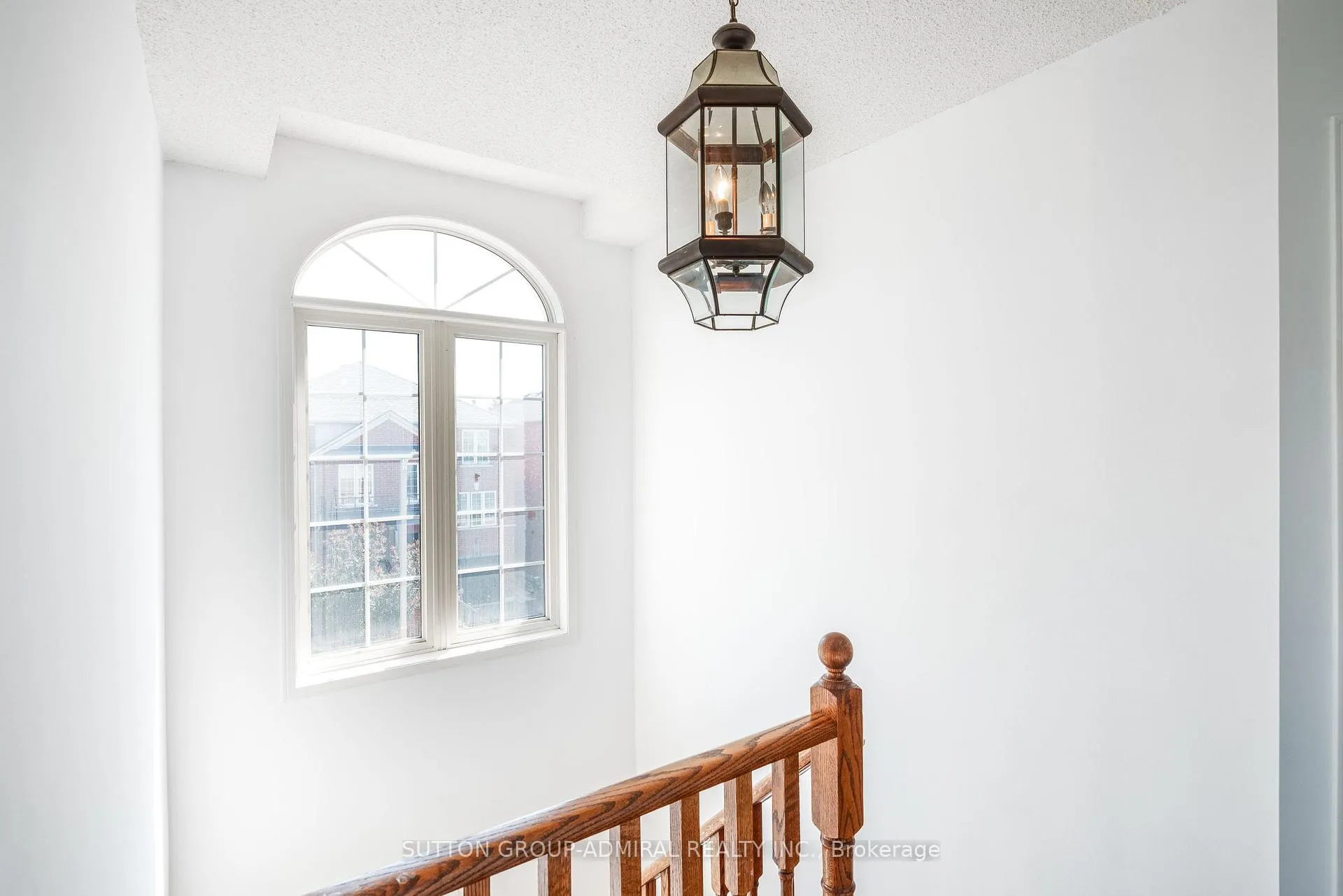 Photo 14 of 113 Sassafras Circle, Vaughan, Patterson — HOMEH