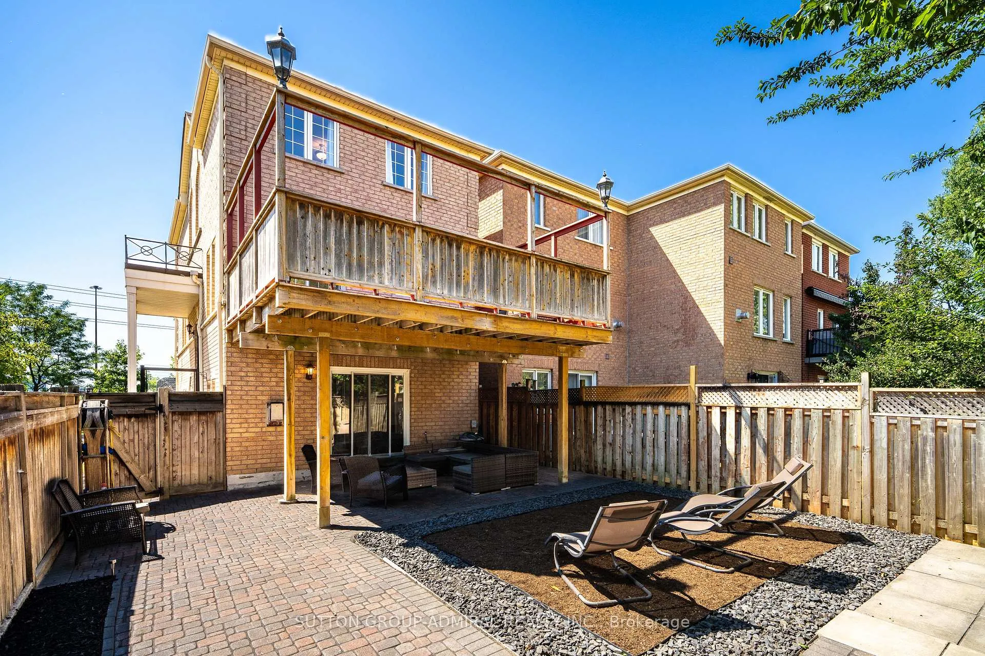 Photo 24 of 113 Sassafras Circle, Vaughan, Patterson — HOMEH