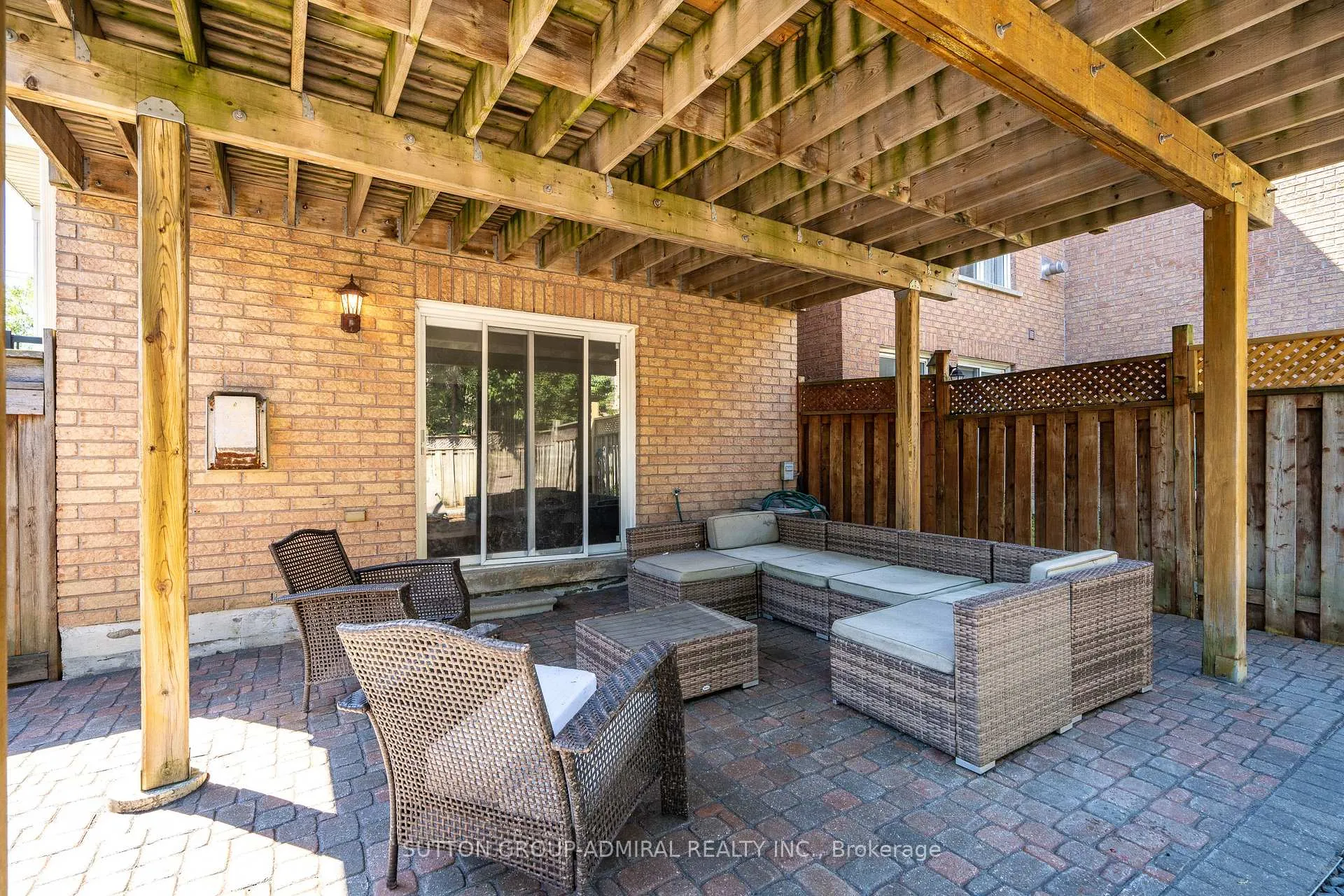 Photo 25 of 113 Sassafras Circle, Vaughan, Patterson — HOMEH